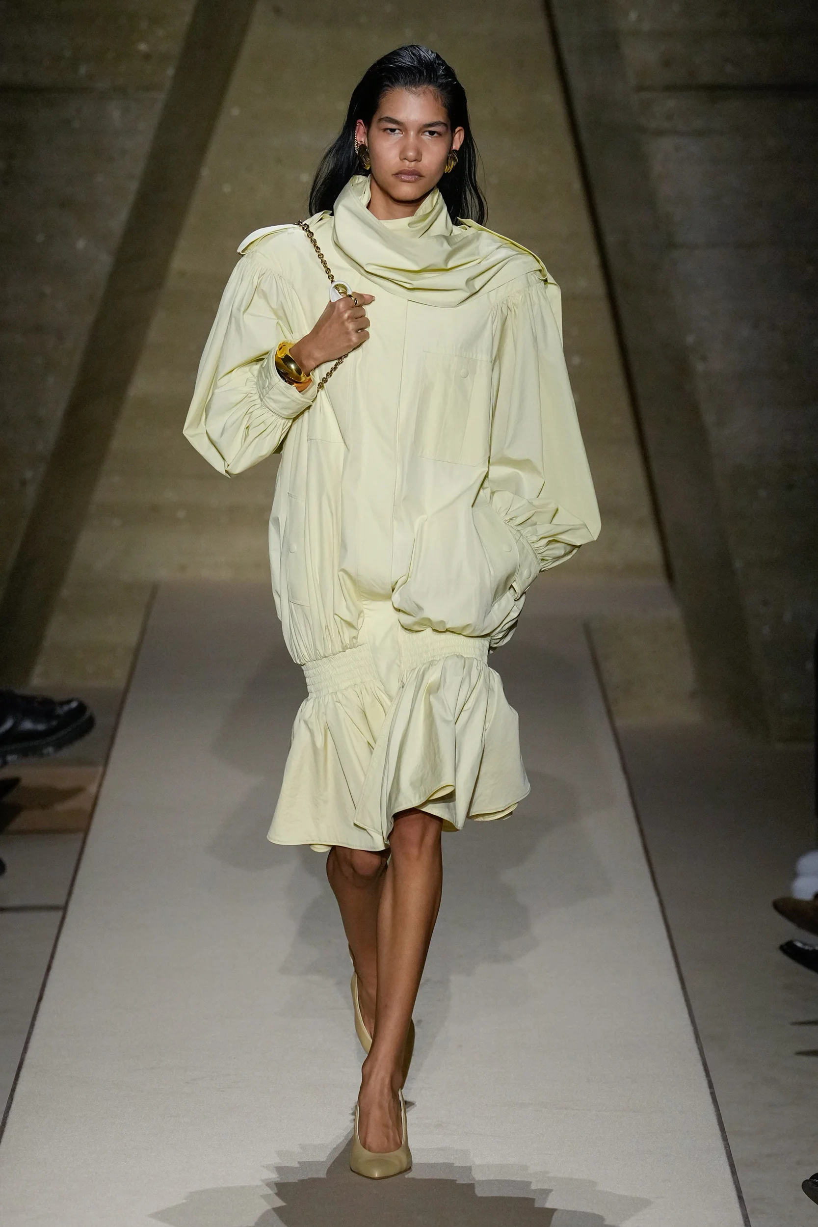 2026年春夏コレクション_CHLOÉ(クロエ)_モデル_28