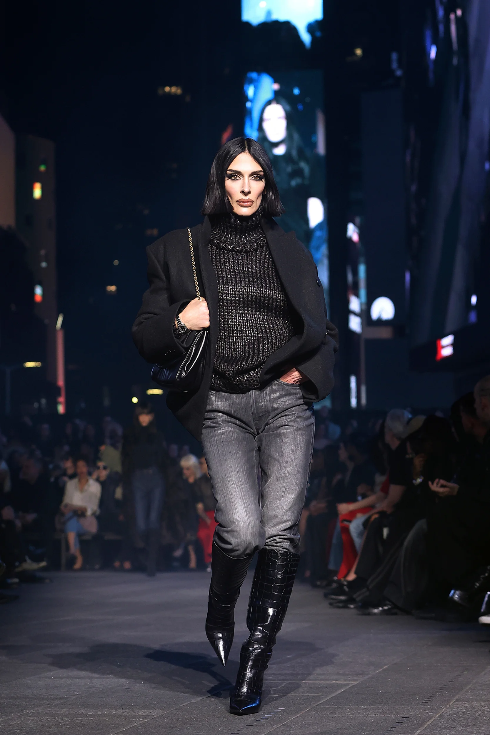 2027年クルーズコレクション_GUCCI(グッチ)_モデル_34