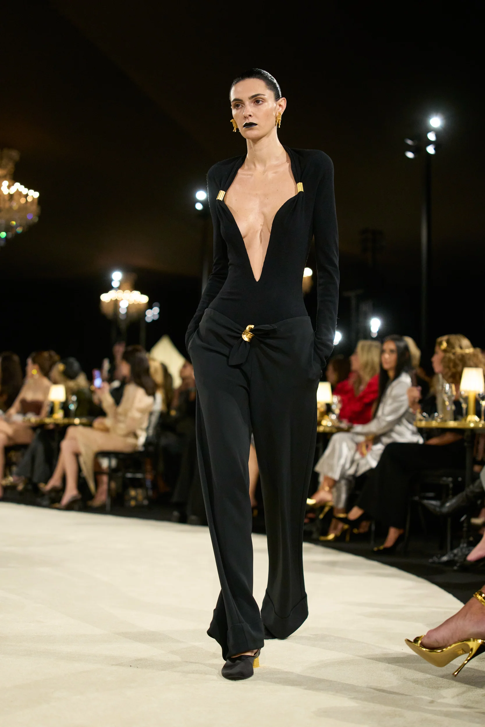 2027年春夏コレクション_SCHIAPARELLI(スキャパレリ)_モデル_6