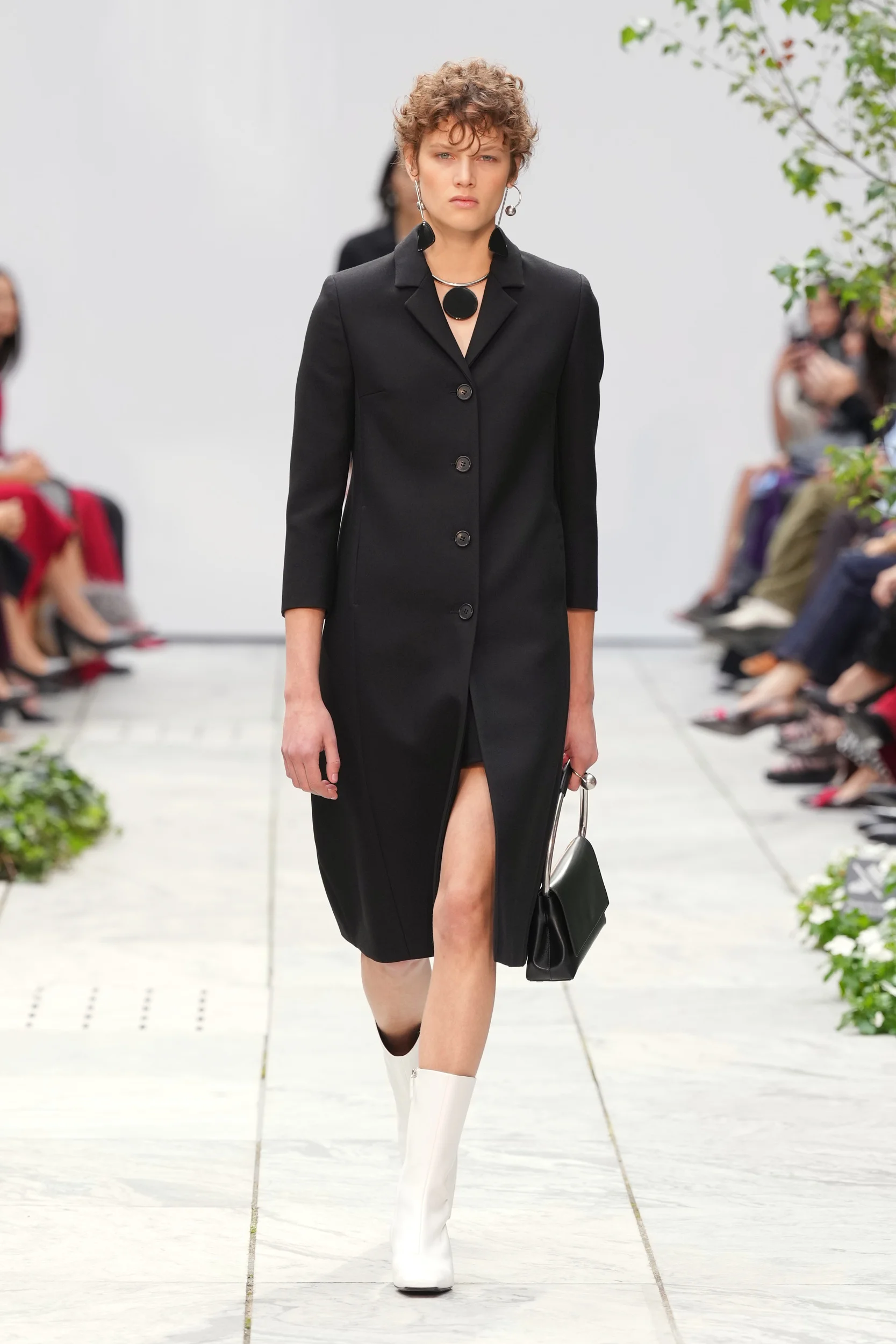 2027年春夏コレクション_MICHAEL KORS COLLECTION(マイケル・コース コレクション)_モデル_1