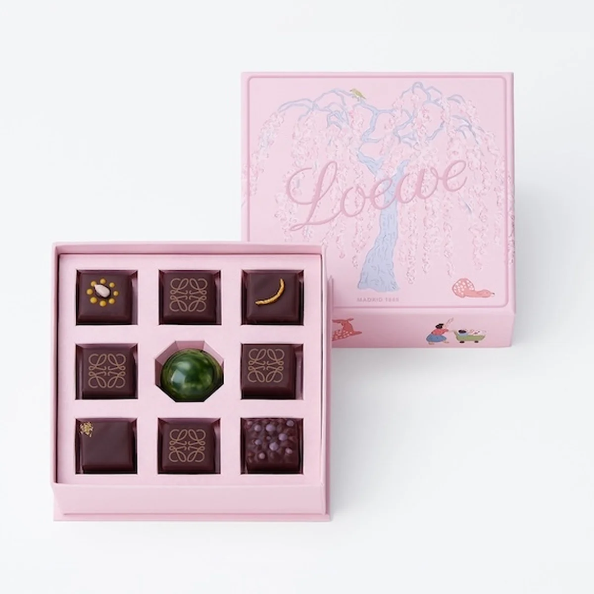 美麗パッケージにもうっとり！ 4つの人気ファッションブランドのチョコレート＆スイーツギフトが勢揃い【バレンタイン2026】