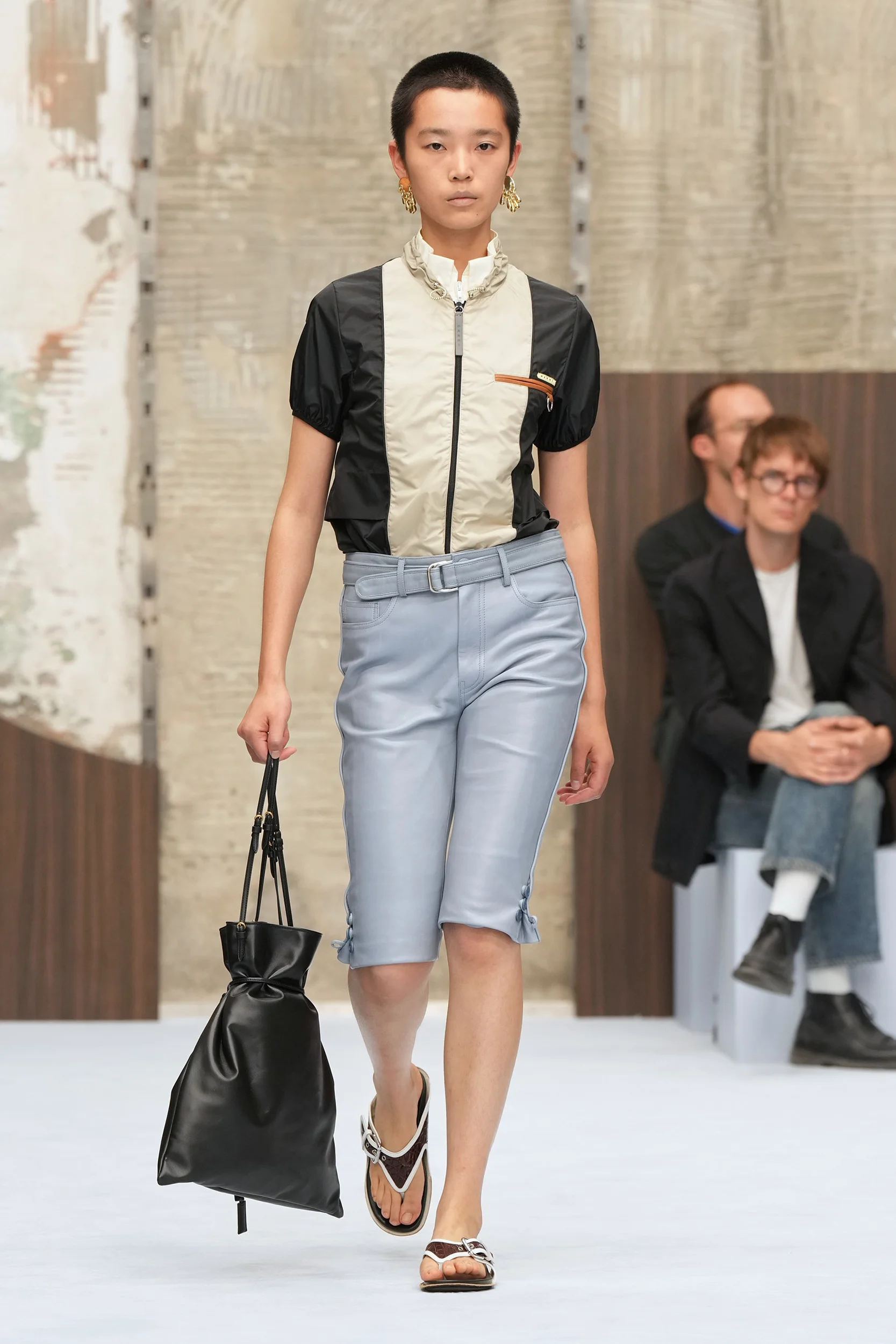 2027年春夏コレクション_MARNI(マルニ)_モデル_28