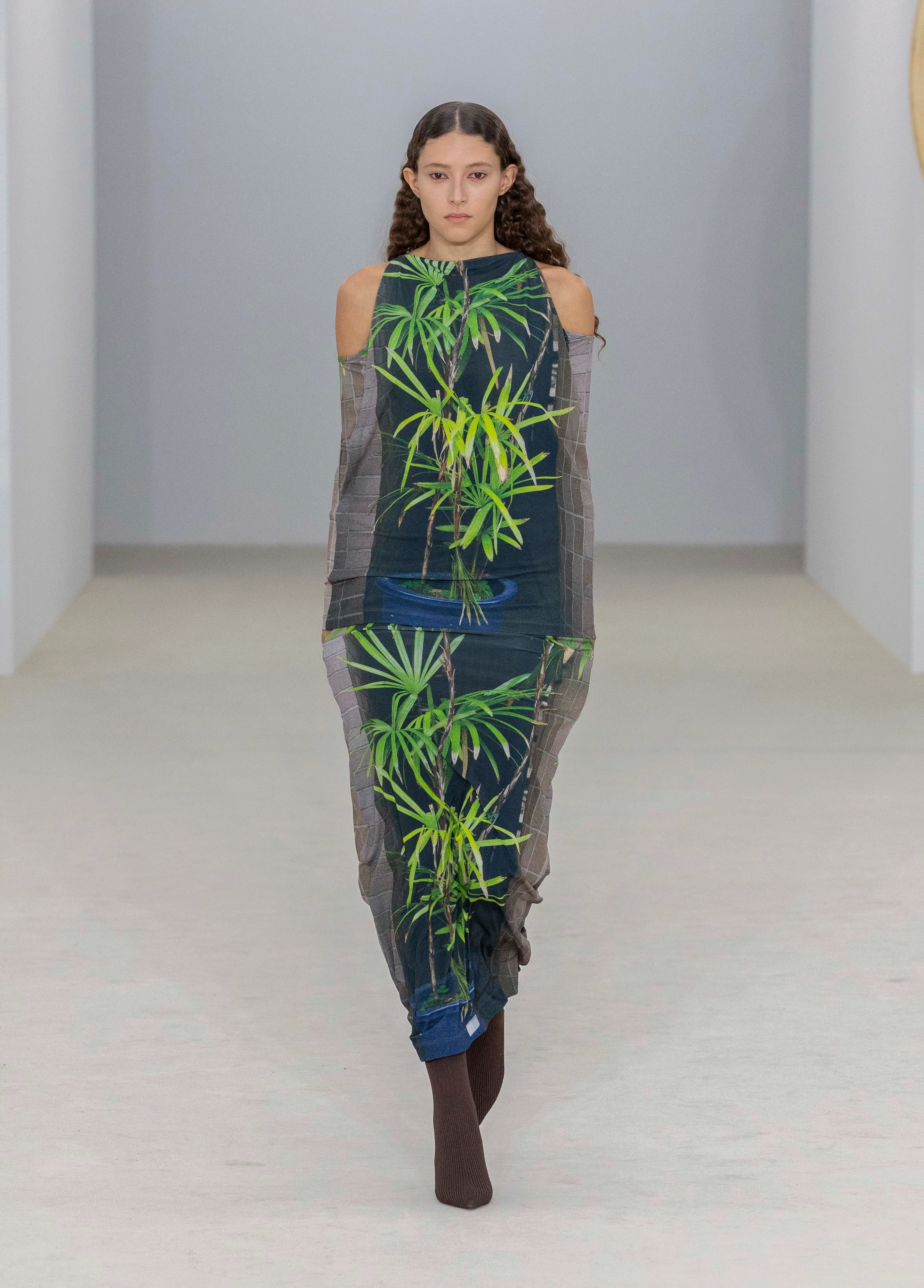 2026年春夏コレクション_ISSEY MIYAKE(イッセイミヤケ)_モデル_40