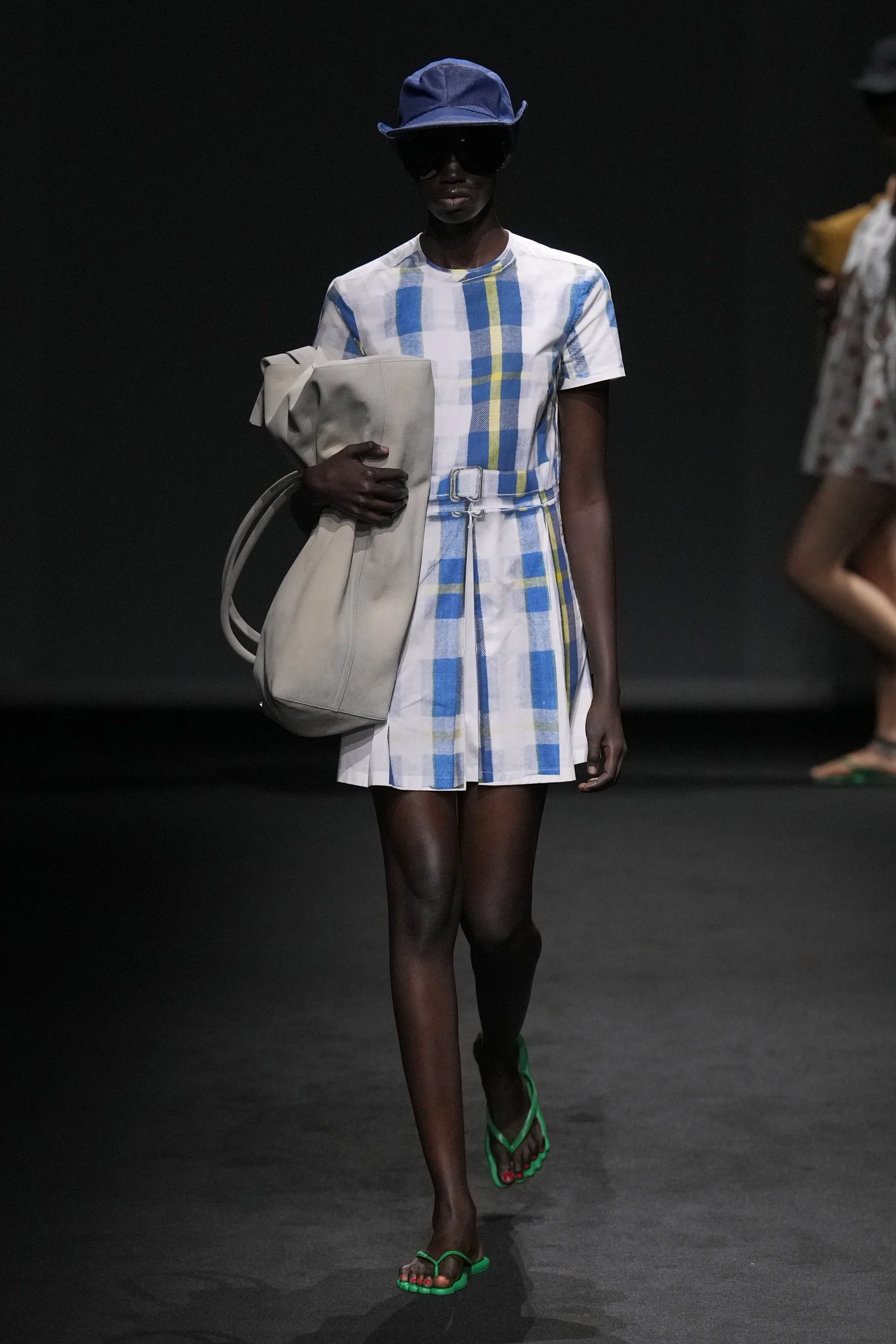 2027年春夏コレクション_MM6 Maison Margiela(エムエム6 メゾン マルジェラ)_モデル_26