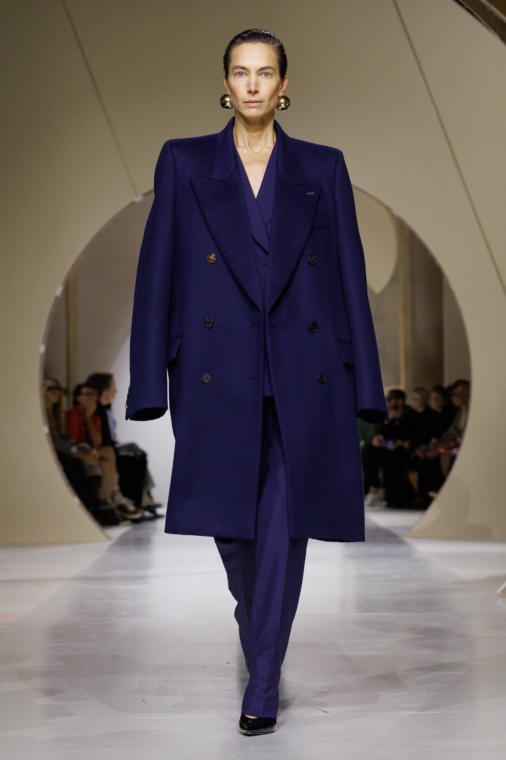 2027年春夏コレクション_GIVENCHY(ジバンシィ)_モデル_19