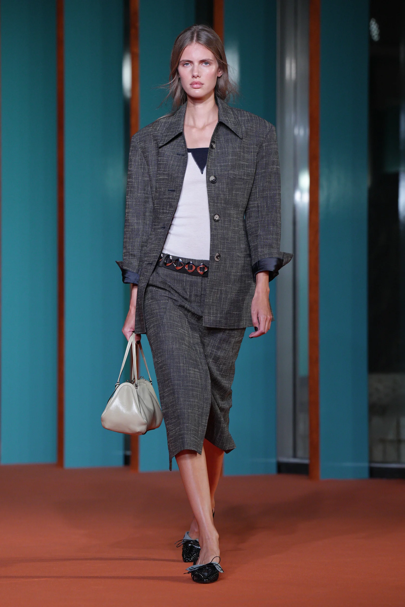 2027年春夏コレクション_TORY BURCH(トリー バーチ)_モデル_23