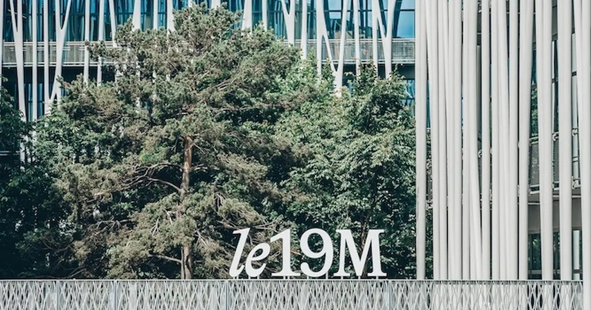 CHANEL le19m la Galerie du 19M シャネル CHANEL And Le 19M Present La Galerie Du 19M Tokyo