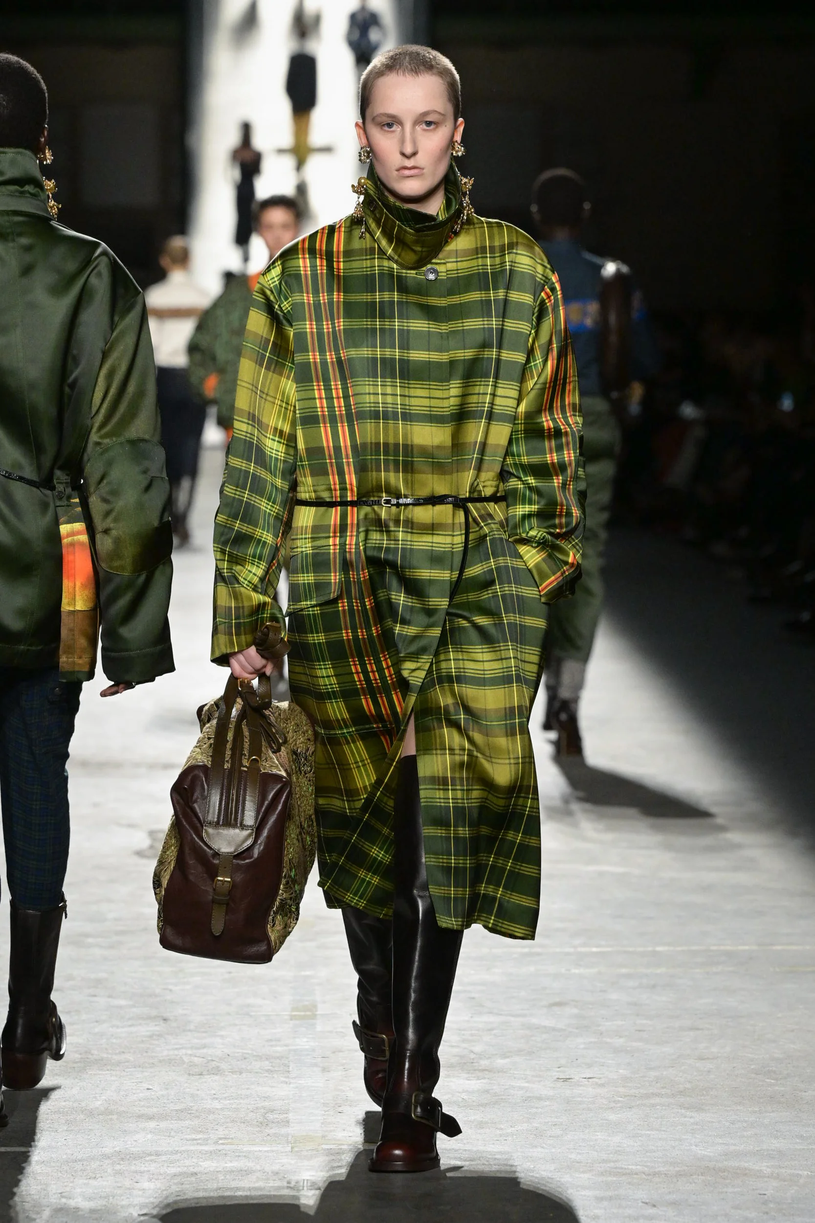 2026-27年秋冬コレクション_DRIES VAN NOTEN(ドリス ヴァン ノッテン)_モデル_10