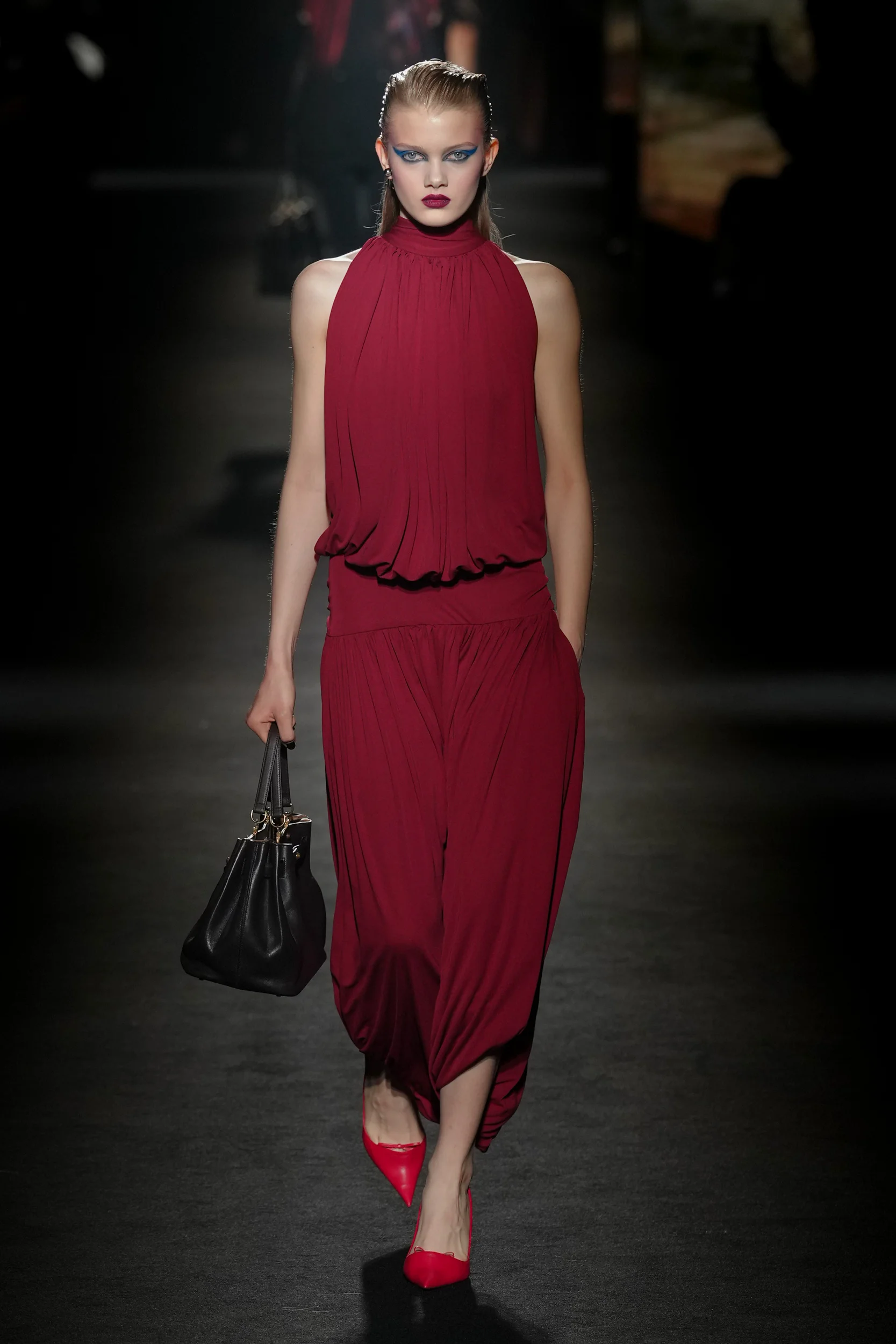 2026-27年秋冬コレクション_BALENCIAGA(バレンシアガ)_モデル_14