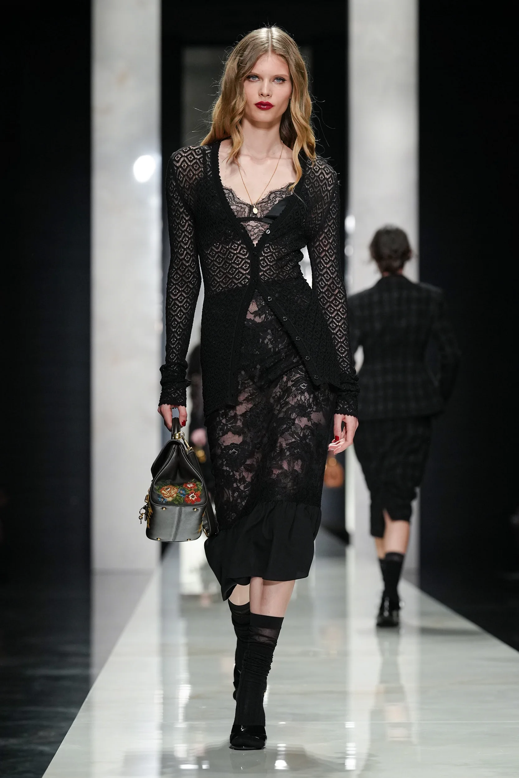 2026-27年秋冬コレクション_DOLCE&GABBANA(ドルチェ&ガッバーナ)_モデル_14