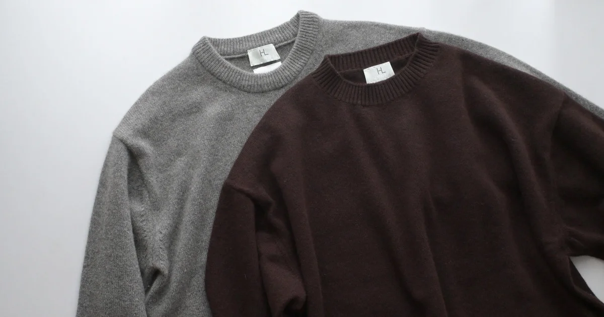 普通に見えて普通じゃない【へリル】のカシミアニット、今年も買い足