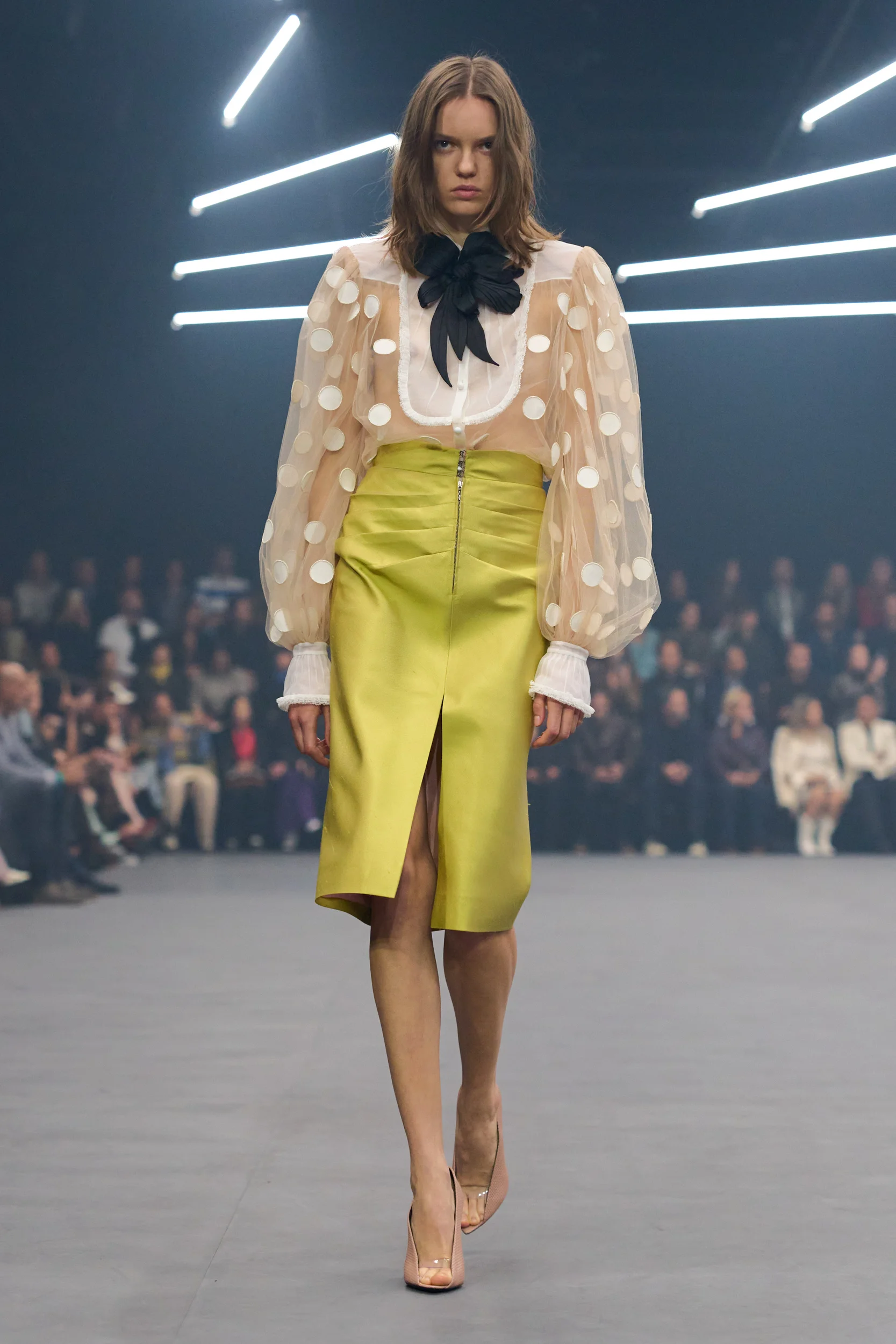 2026年春夏コレクション_VALENTINO(ヴァレンティノ)_モデル_19