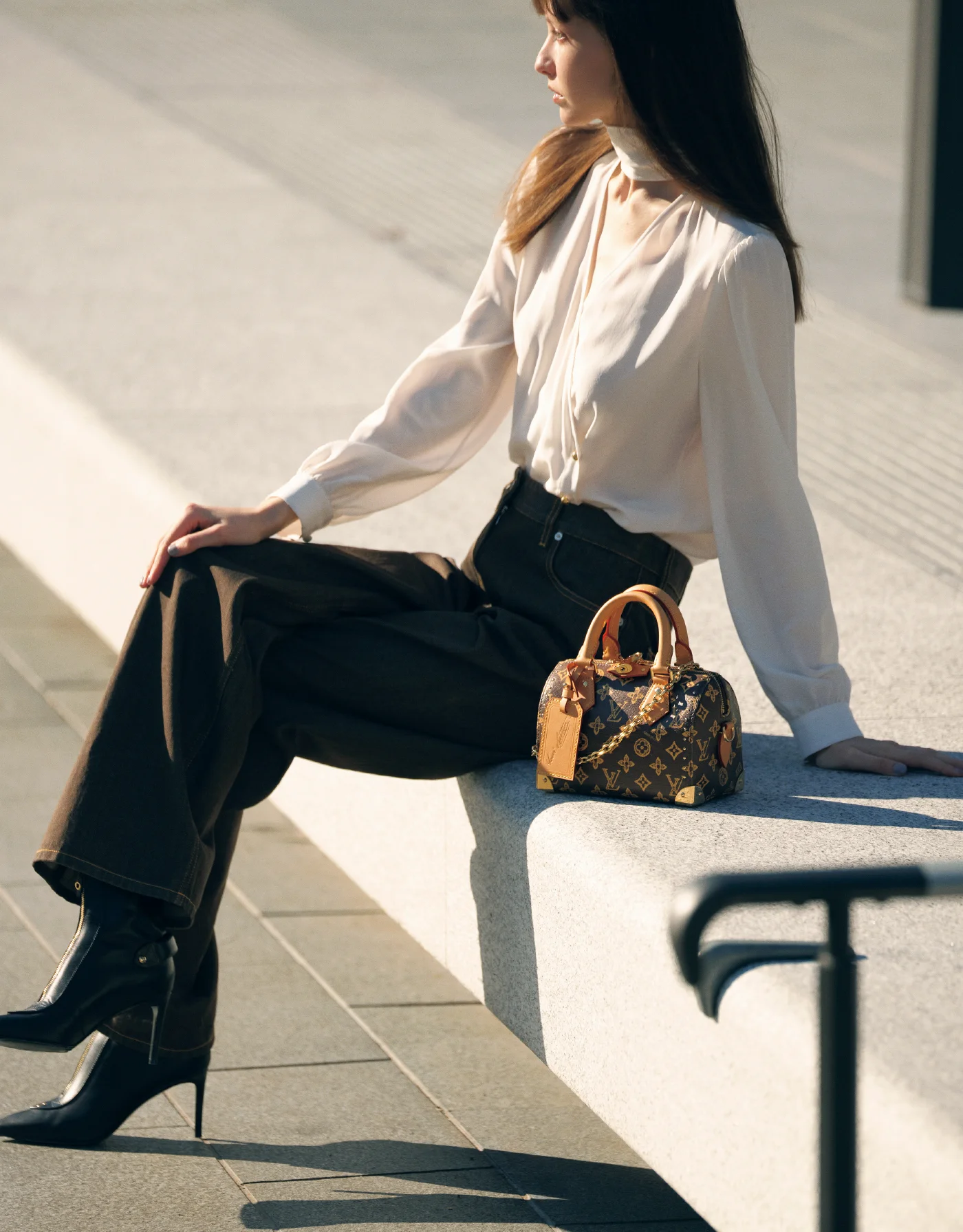 LOUIS VUITTON　永遠のエンブレム、モノグラム　130年の歴史へのオマージュの画像4