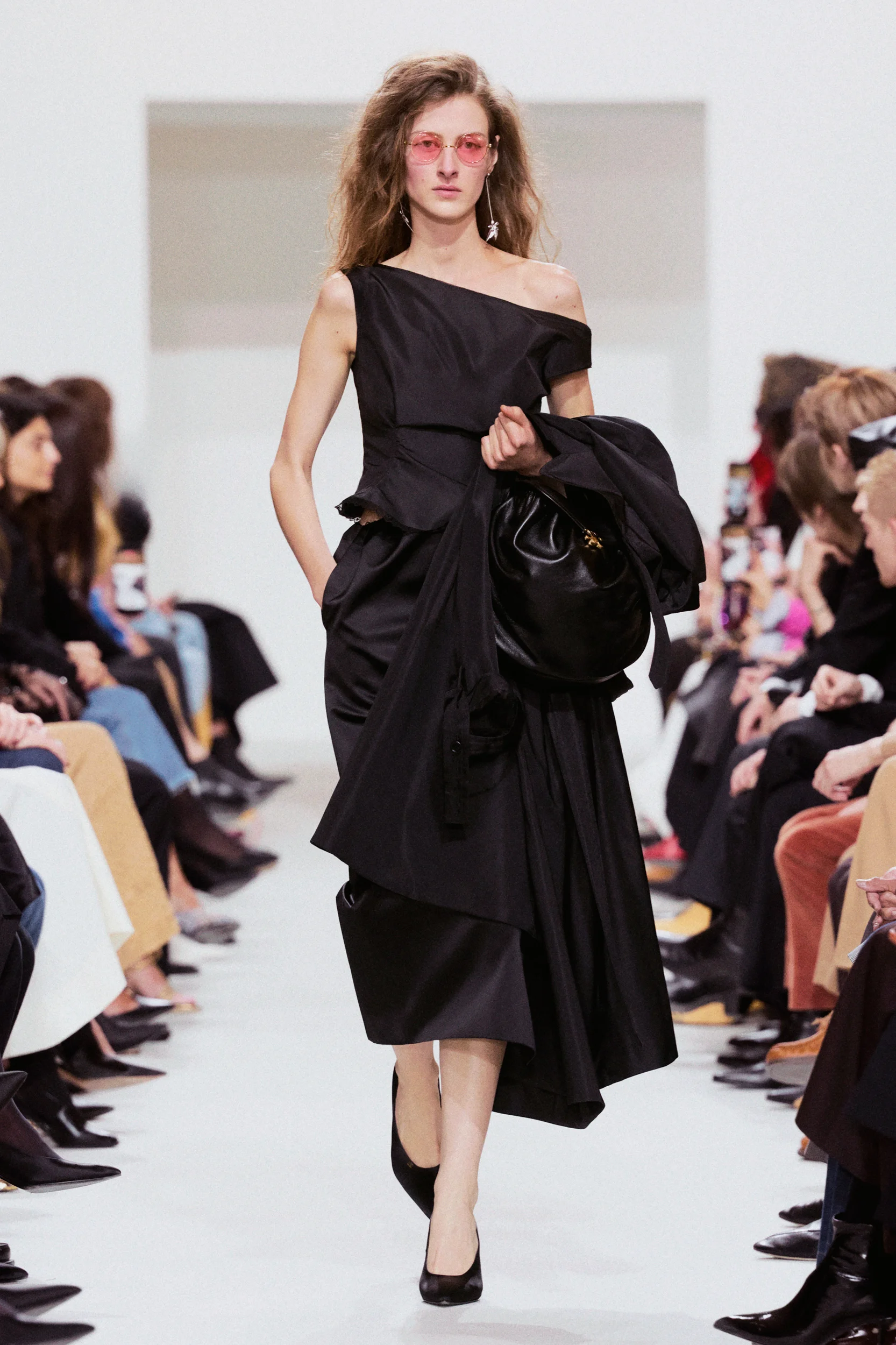 2027年春夏コレクション_CELINE(セリーヌ)_モデル_12