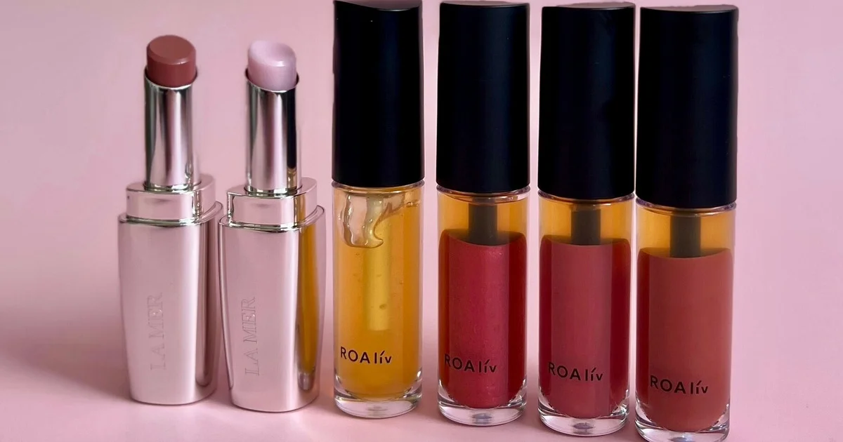 ロアリブ】【ラ・メール】ケアと色づけを同時にかなえる、保湿リップ