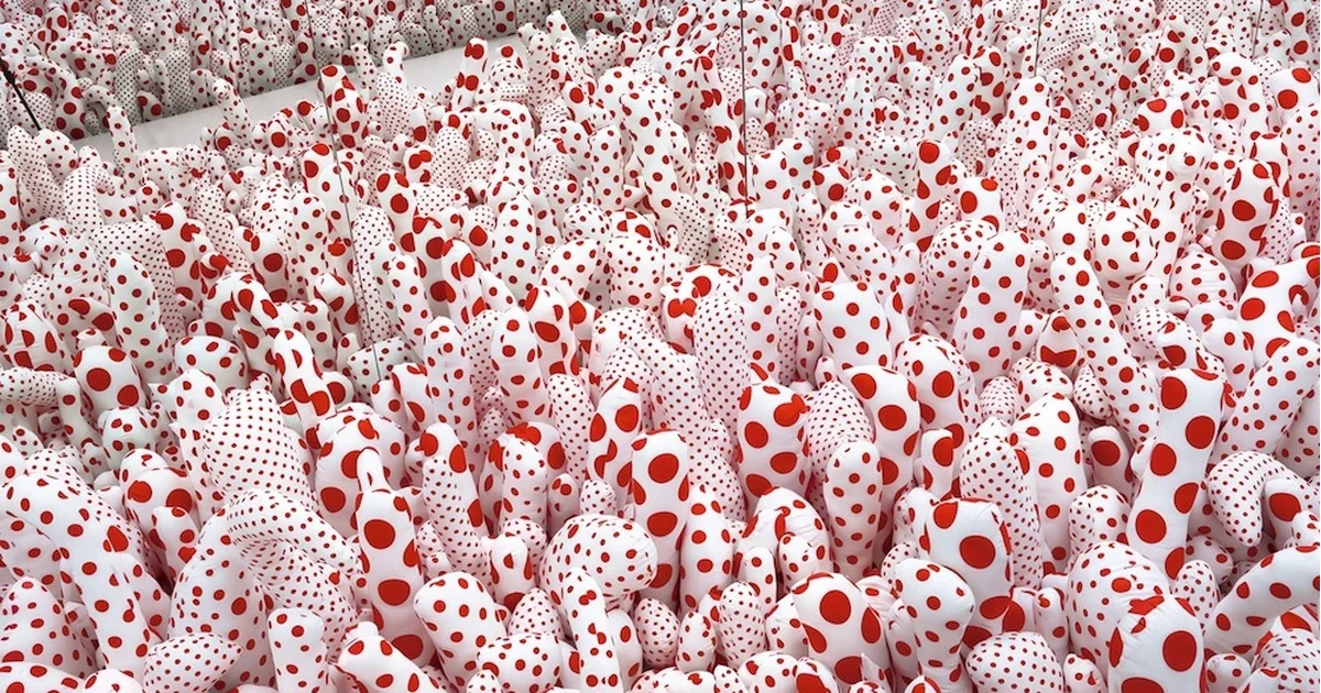 エスパス ルイ·ヴィトン大阪にて草間彌生展「INFINITY