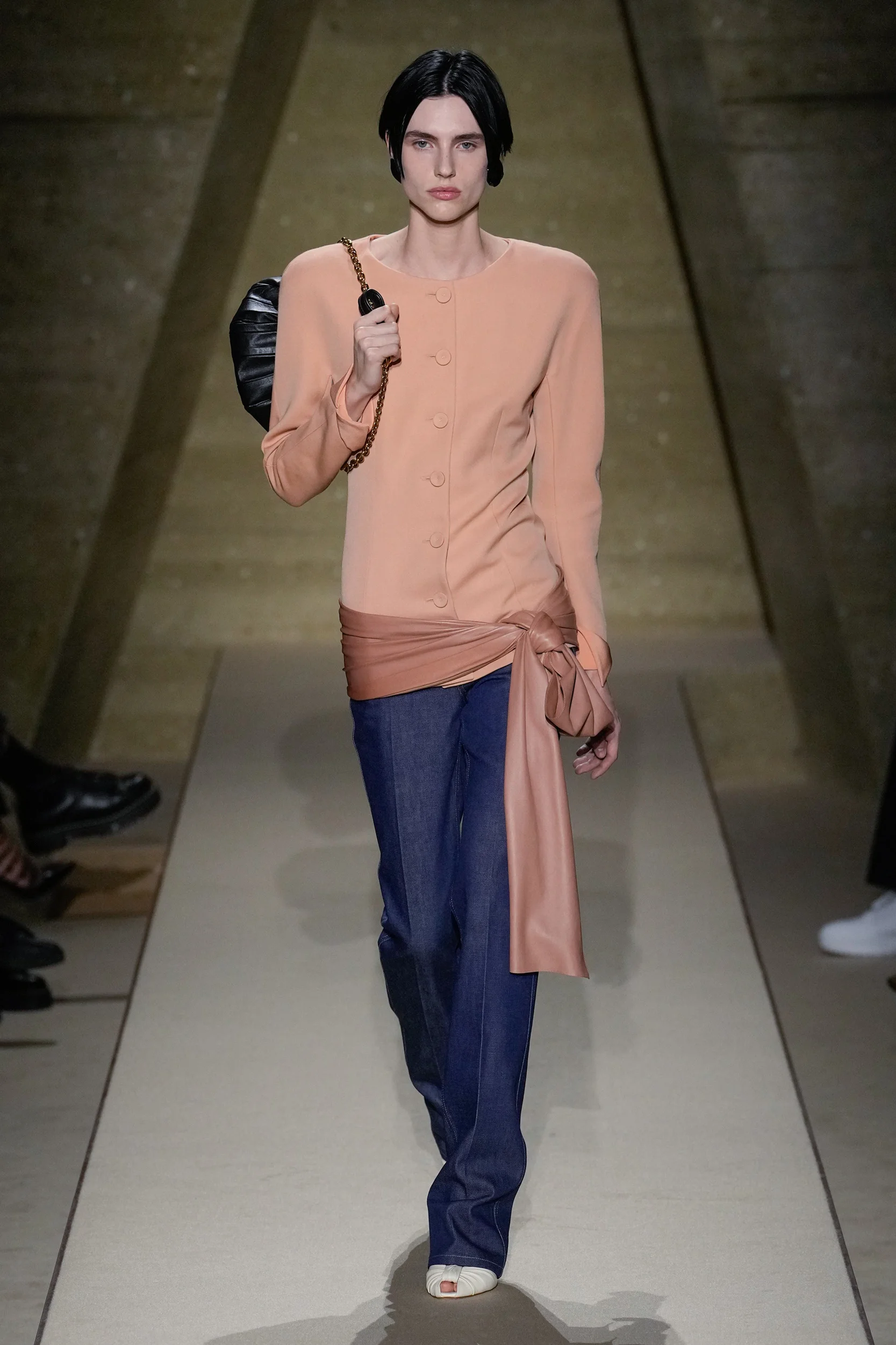 2026年春夏コレクション_CHLOÉ(クロエ)_モデル_47