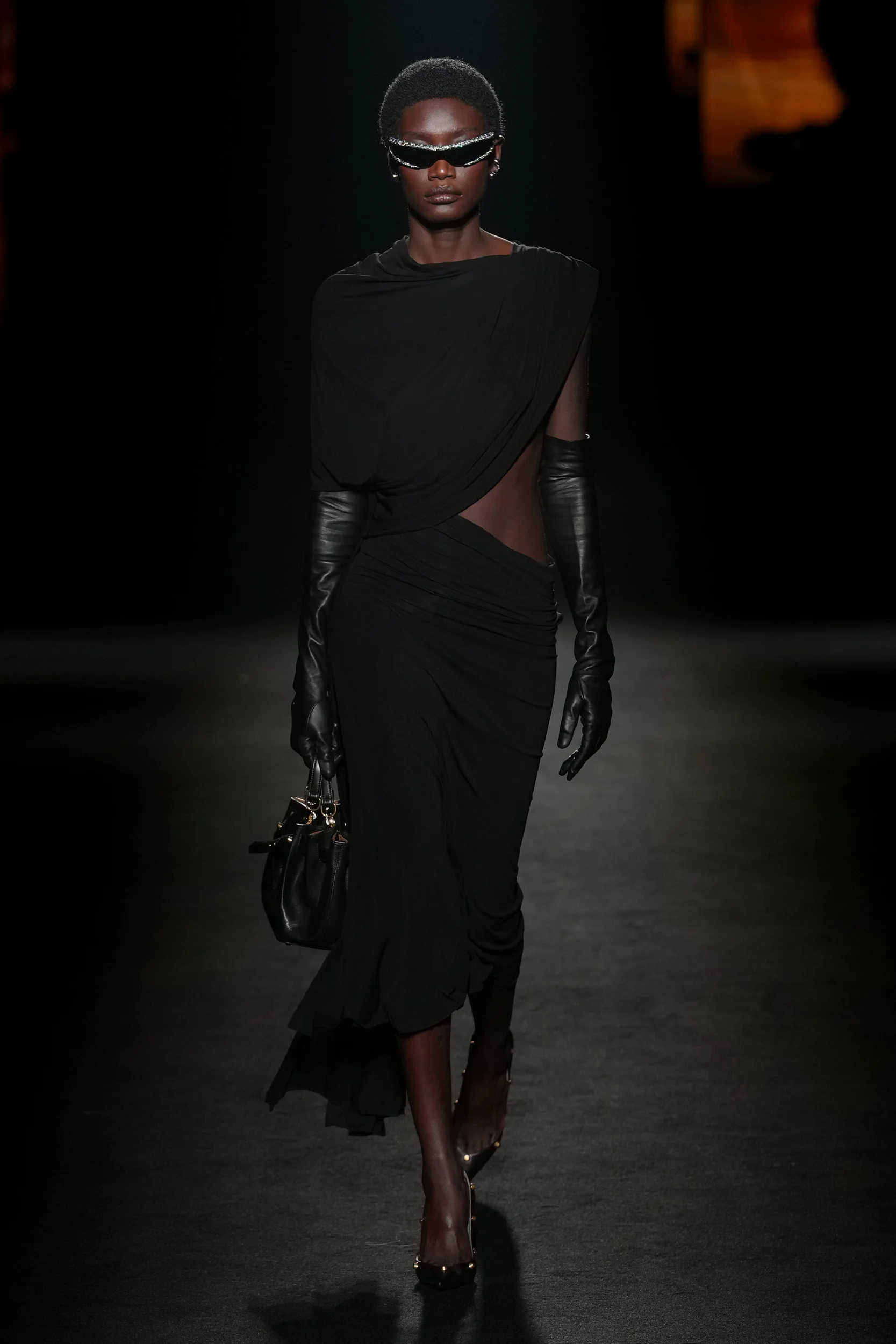 2026-27年秋冬コレクション_BALENCIAGA(バレンシアガ)_モデル_4