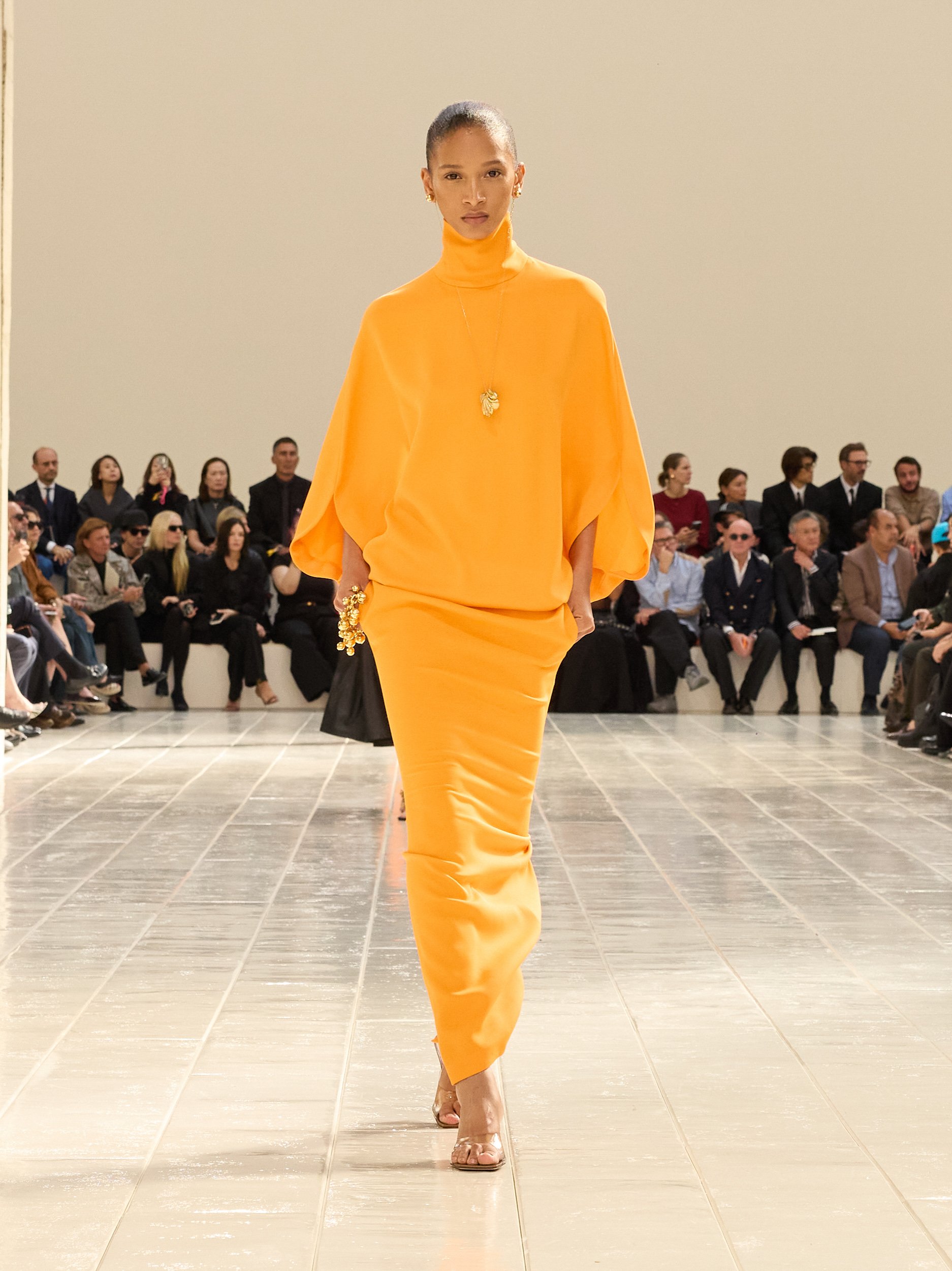 2027年春夏コレクション_BALENCIAGA(バレンシアガ)_モデル_66