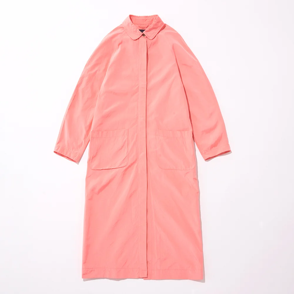 コート¥121,000／ミナ ペルホネン