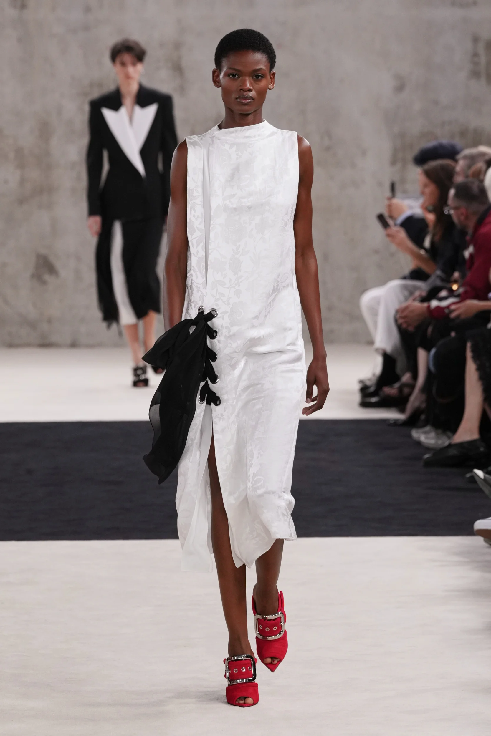 2027年春夏コレクション_LANVIN(ランバン)_モデル_23