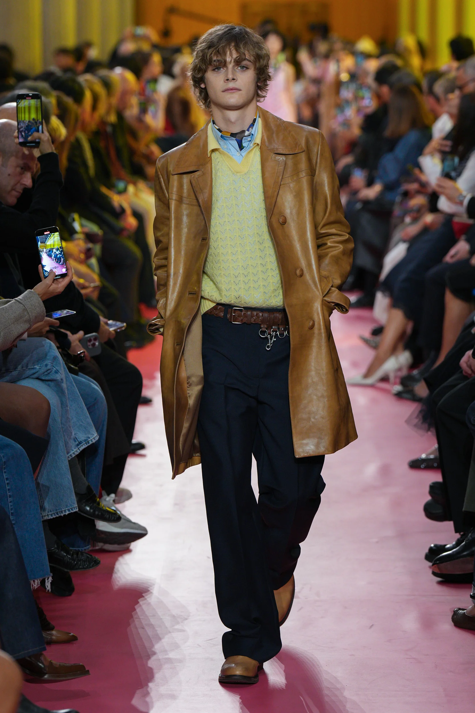 2026年春夏コレクション_MIU MIU(ミュウミュウ)_モデル_19