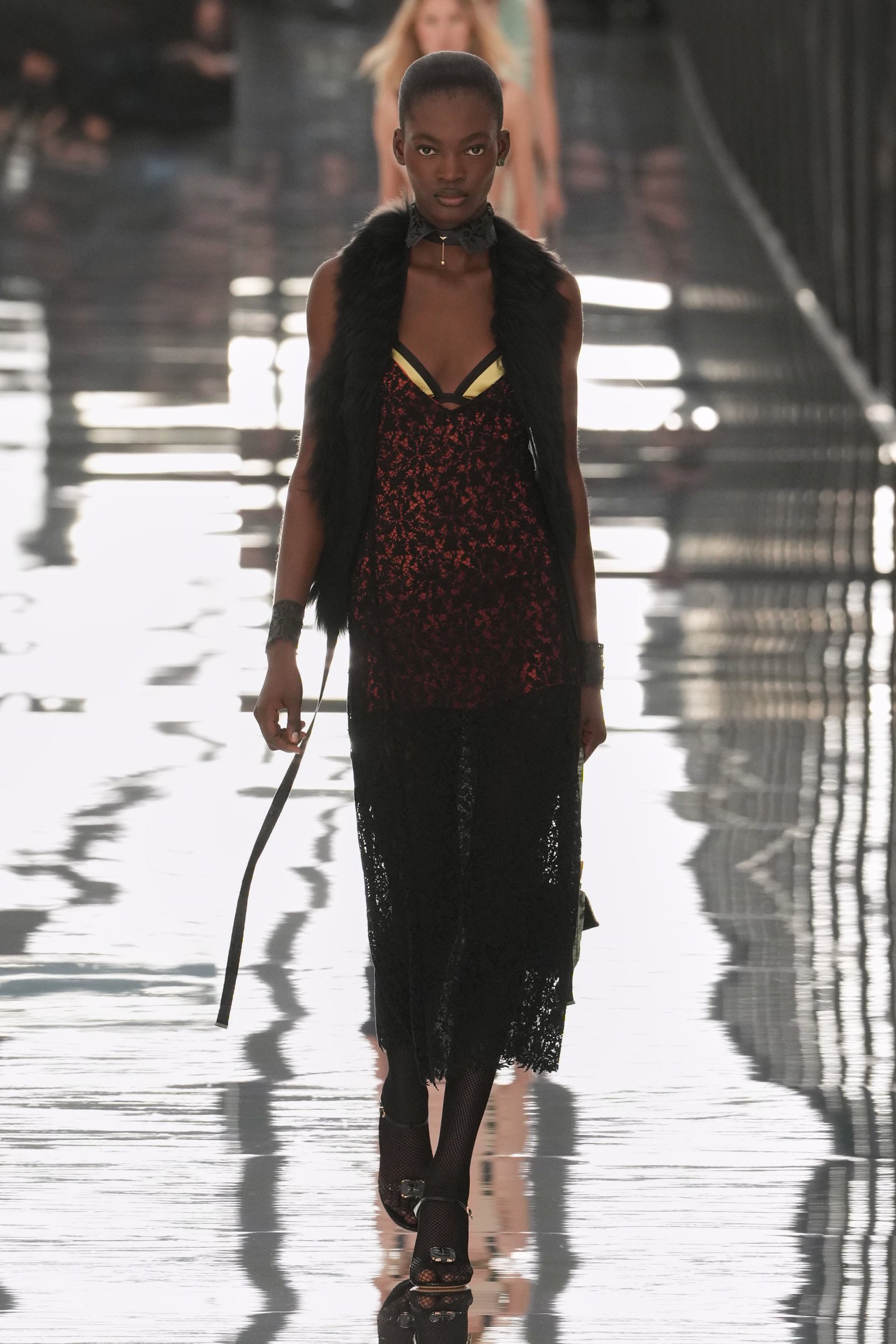 2027年春夏コレクション_FENDI(フェンディ)_モデル_20