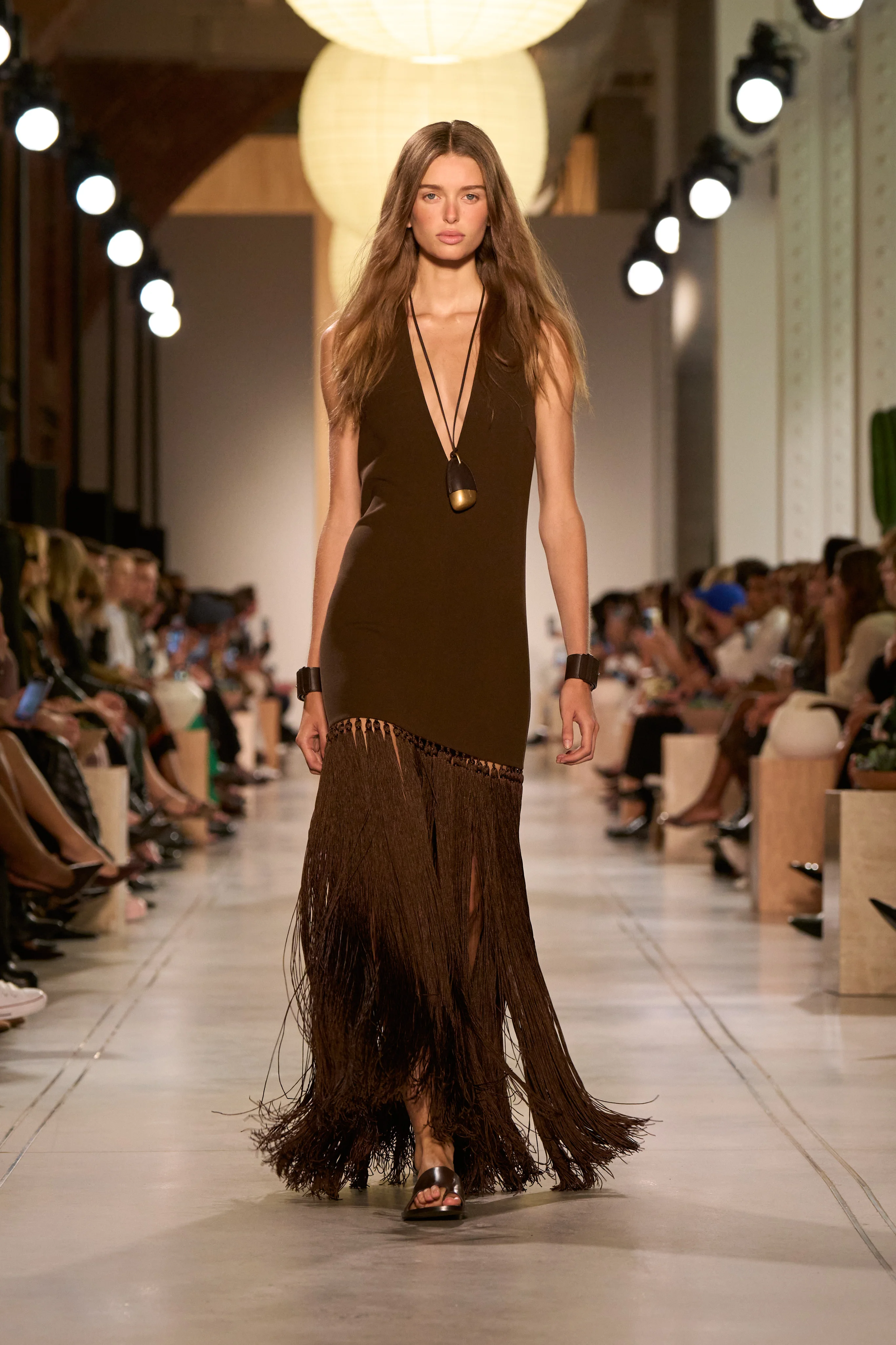 2026年春夏コレクション_MICHAEL KORS COLLECTION(マイケル・コース コレクション)_モデル_11