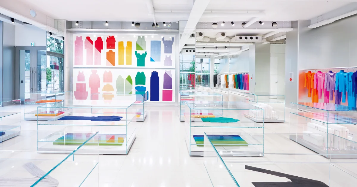 PLEATS PLEASE ISSEY MIYAKE】自分の色が見つかる店 - ファッション