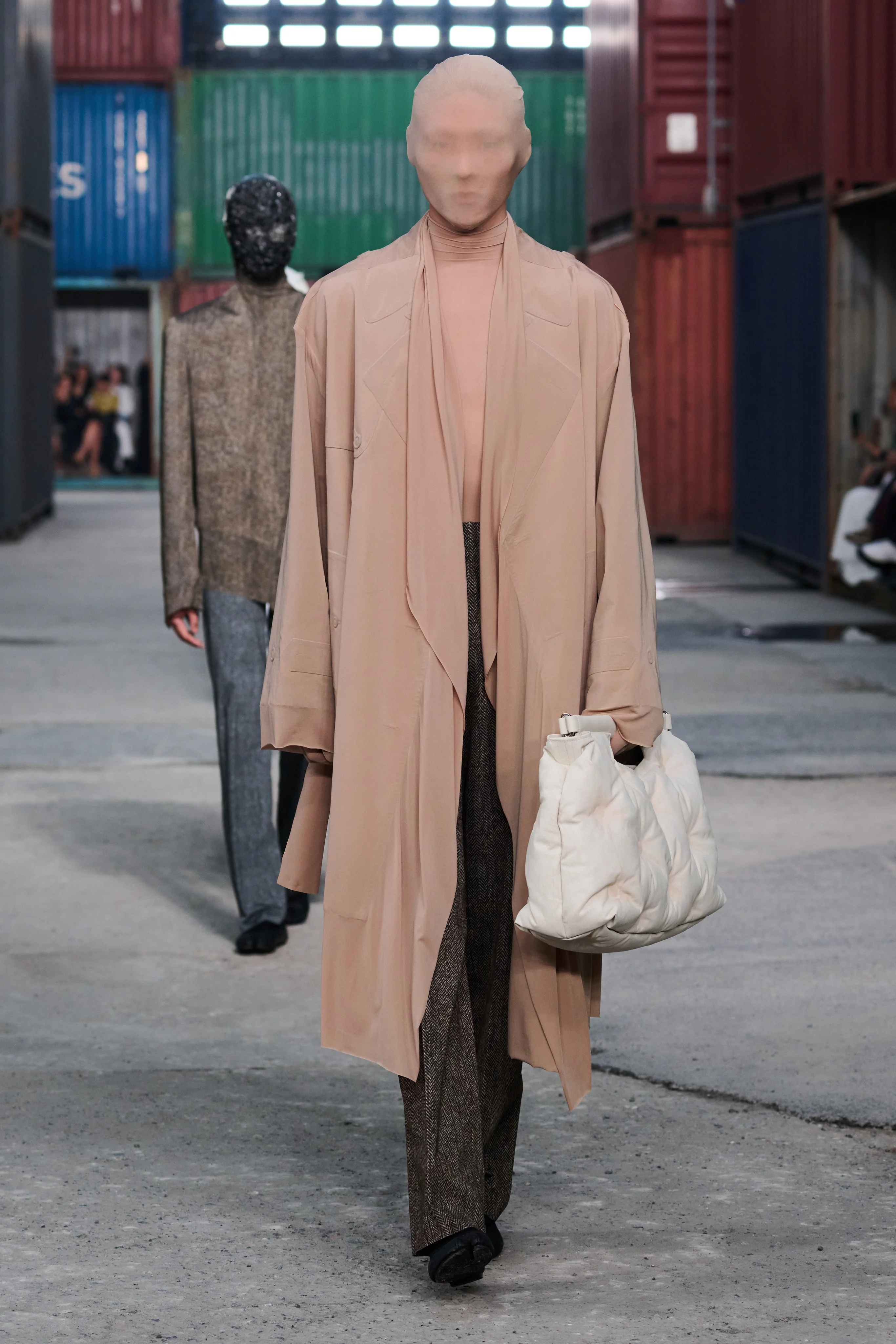 2026-27年秋冬コレクション_MAISON MARGIELA(メゾン マルジェラ)_モデル_11