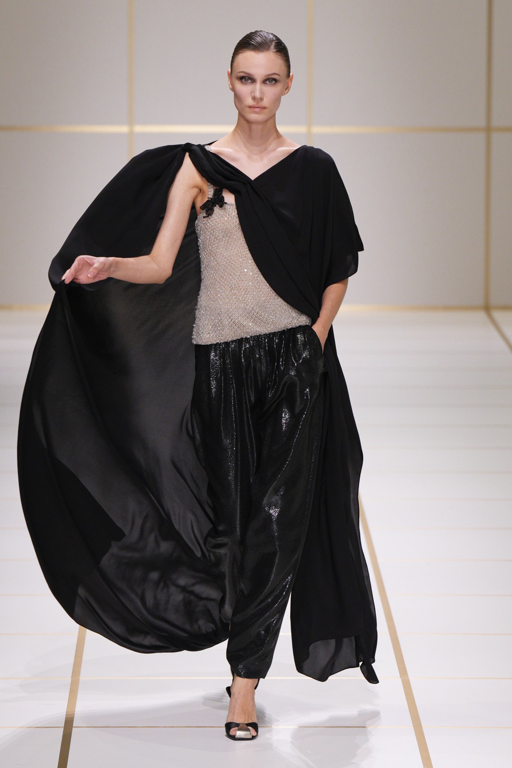 2027年春夏コレクション_GIORGIO ARMANI(ジョルジオ アルマーニ)_モデル_62