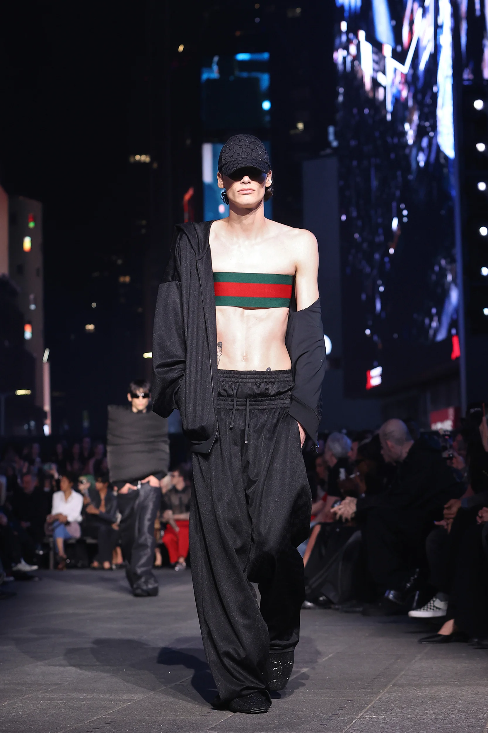 2027年クルーズコレクション_GUCCI(グッチ)_モデル_51