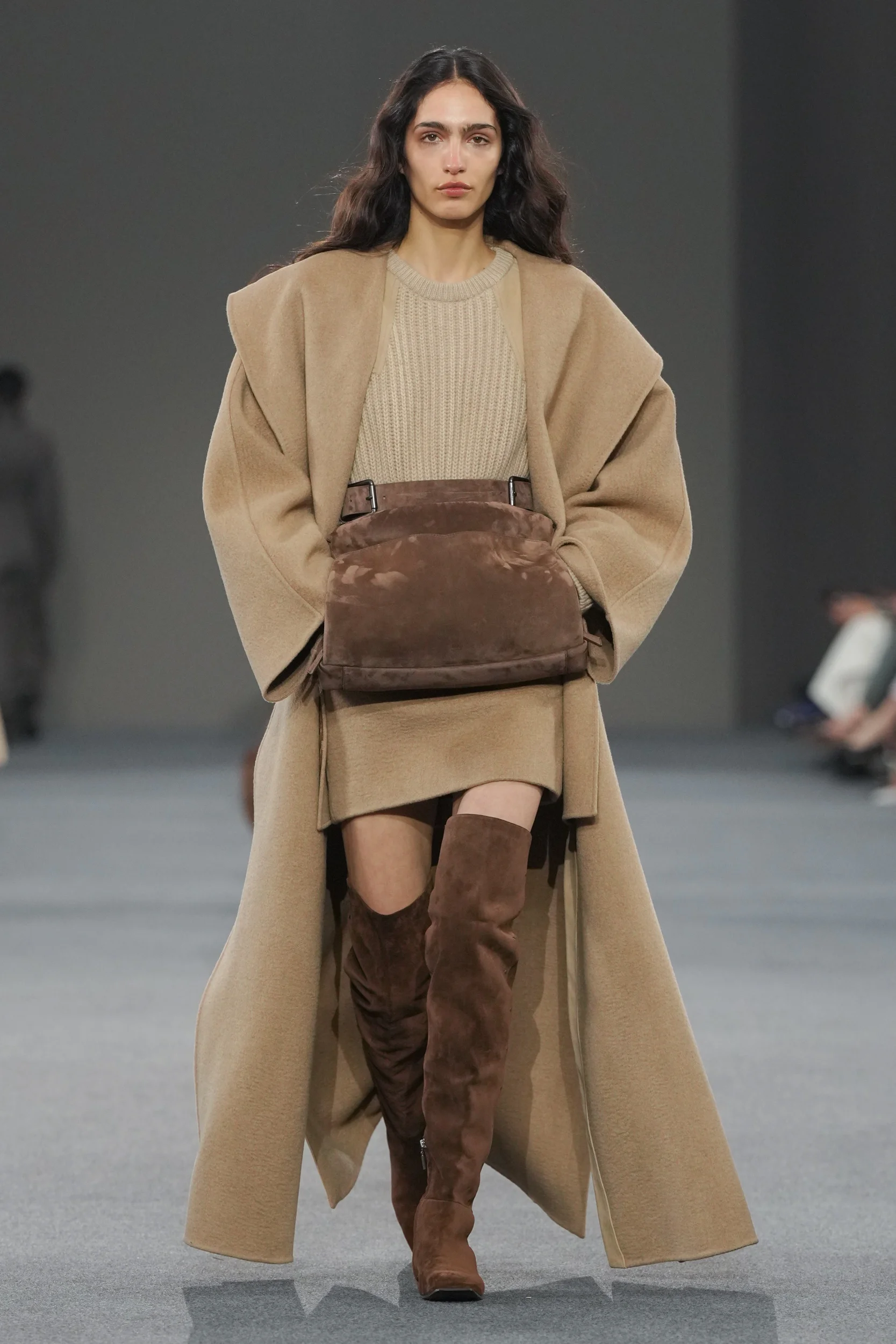 2026-27年秋冬コレクション_MAX MARA(マックスマーラ)_モデル_34