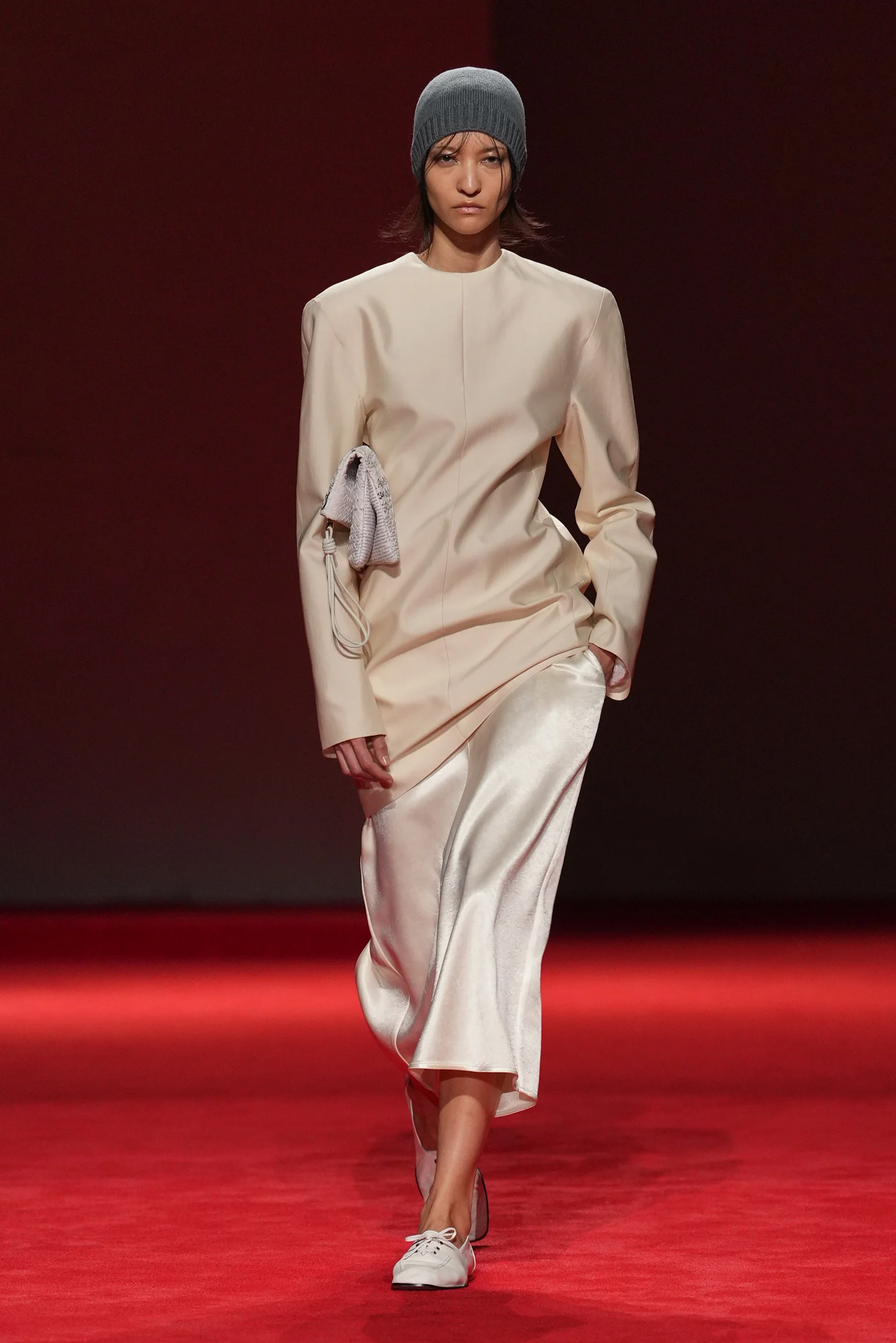 2026-27年秋冬コレクション_BOTTEGA VENETA(ボッテガ ヴェネタ)_モデル_5