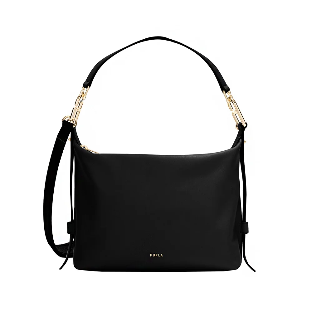 佐々木希 FURLAのバッグと一緒ならの画像7-4