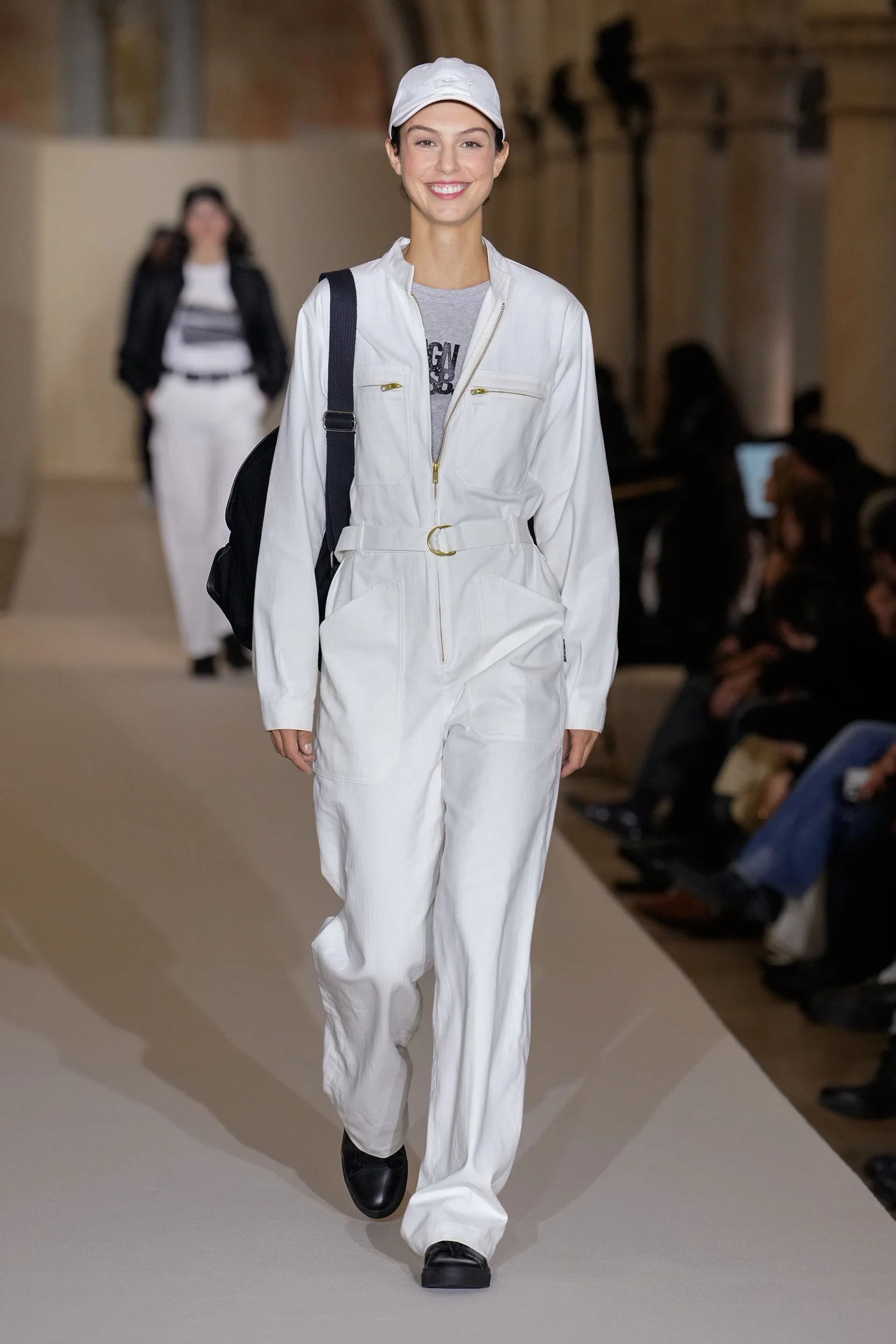 2026年春夏コレクション_AGNES B.(アニエスベー)_モデル_19