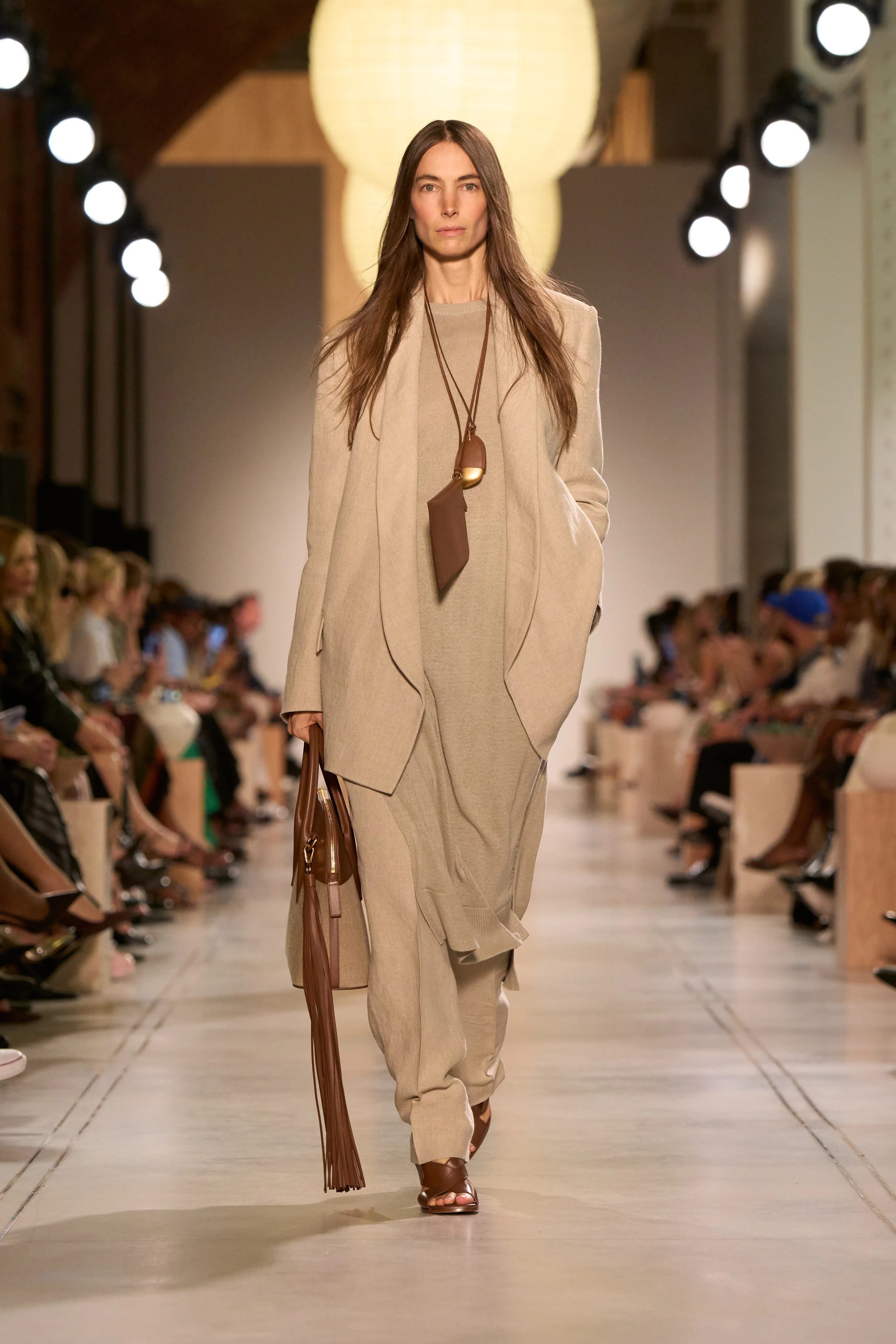 2026年春夏コレクション_MICHAEL KORS COLLECTION(マイケル・コース コレクション)_モデル_53
