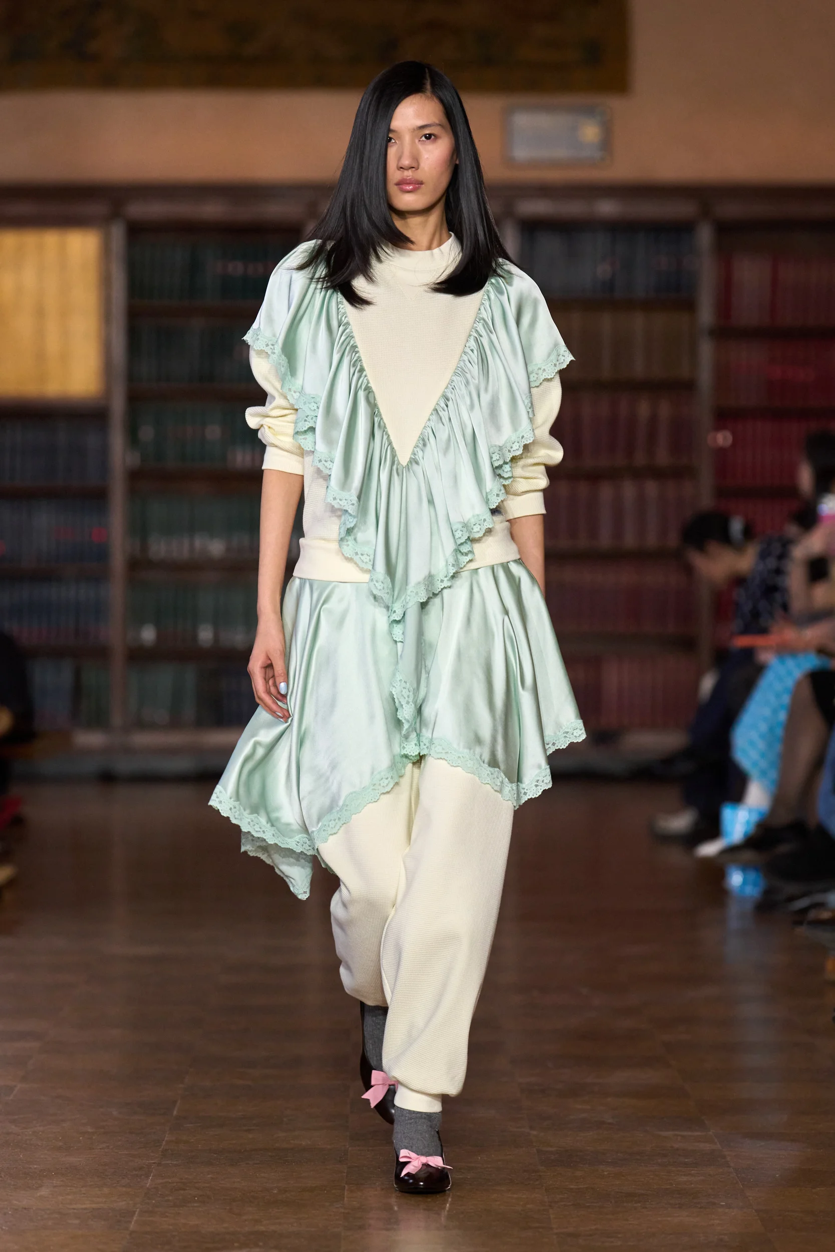 2026-27年秋冬コレクション_SANDY LIANG(サンディ・リアン)_モデル_7