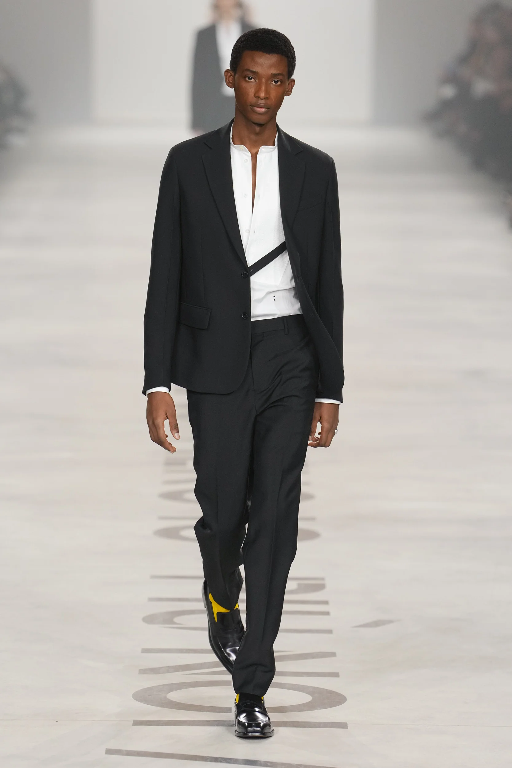 2026-27年秋冬コレクション_FENDI(フェンディ)_モデル_8