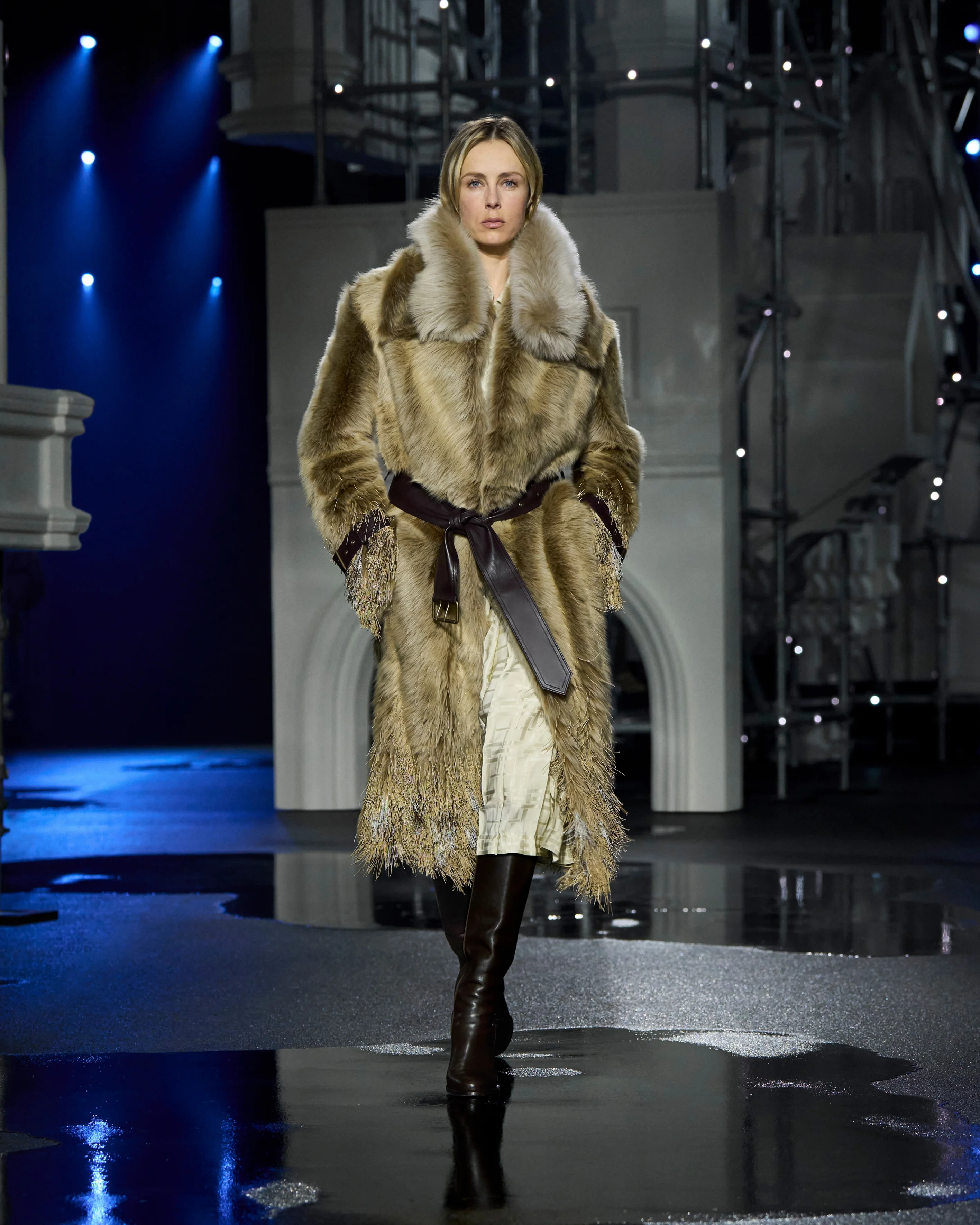 2026-27年秋冬コレクション_BURBERRY(バーバリー)_モデル_29