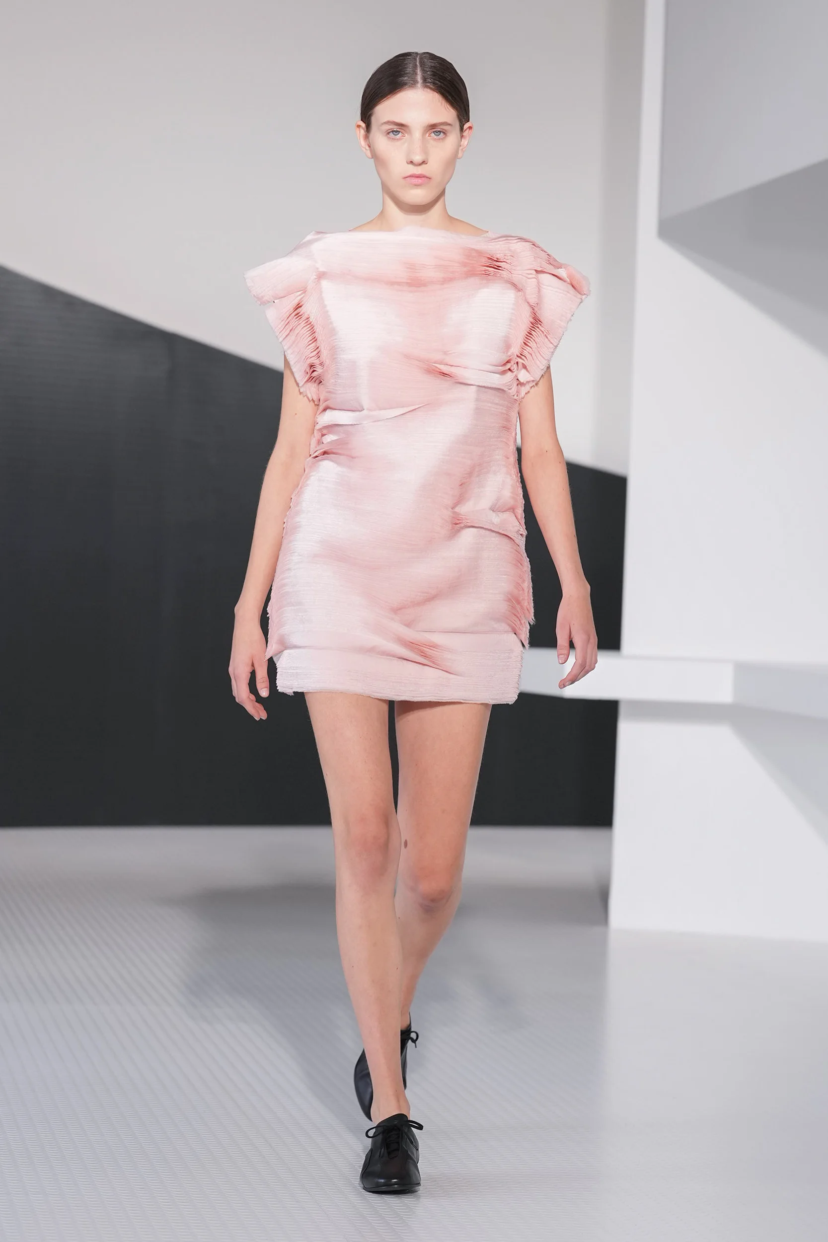 2026年春夏コレクション_JIL SANDER(ジル サンダー)_モデル_34
