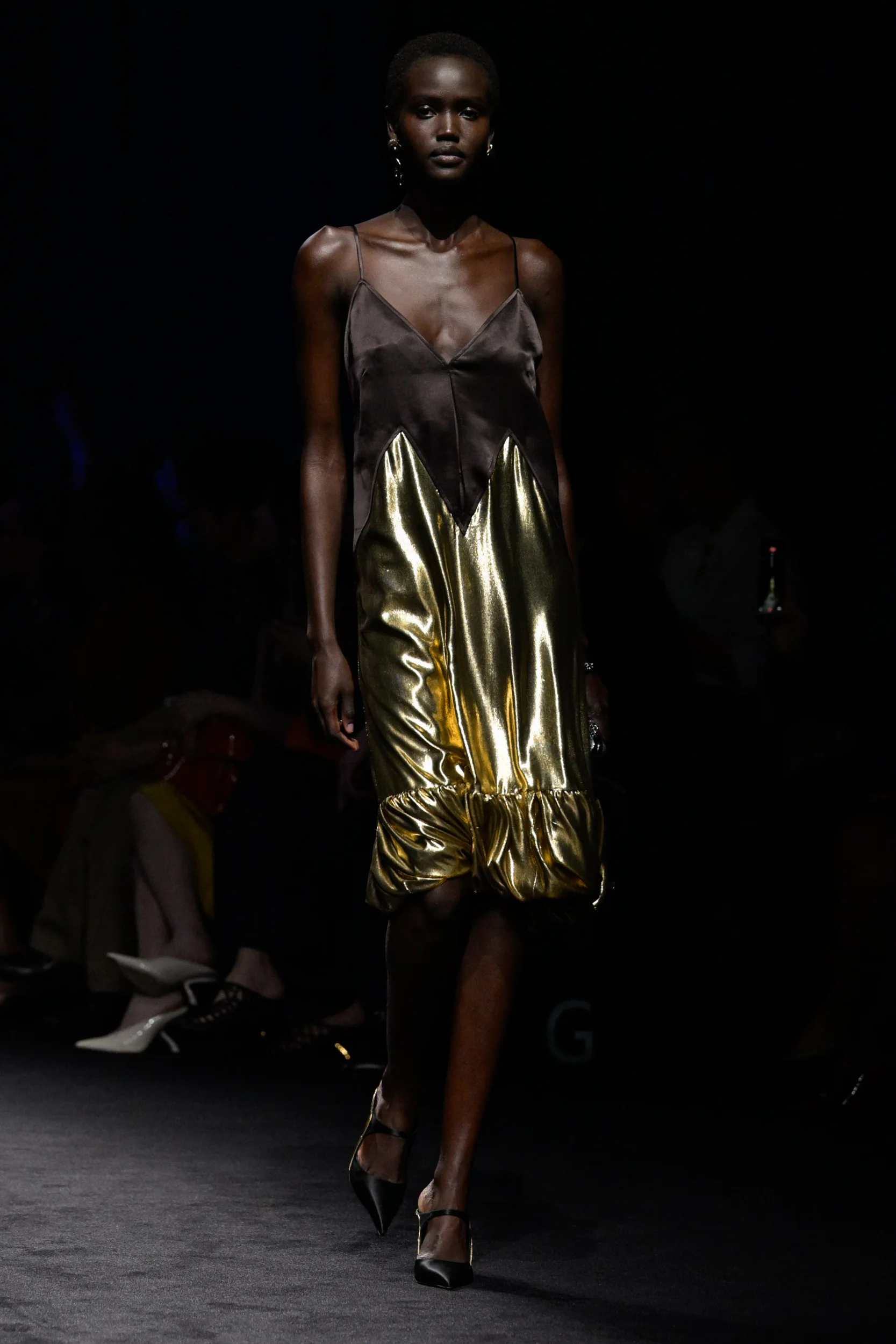 2026-27年秋冬コレクション_FERRAGAMO(フェラガモ)_モデル_48