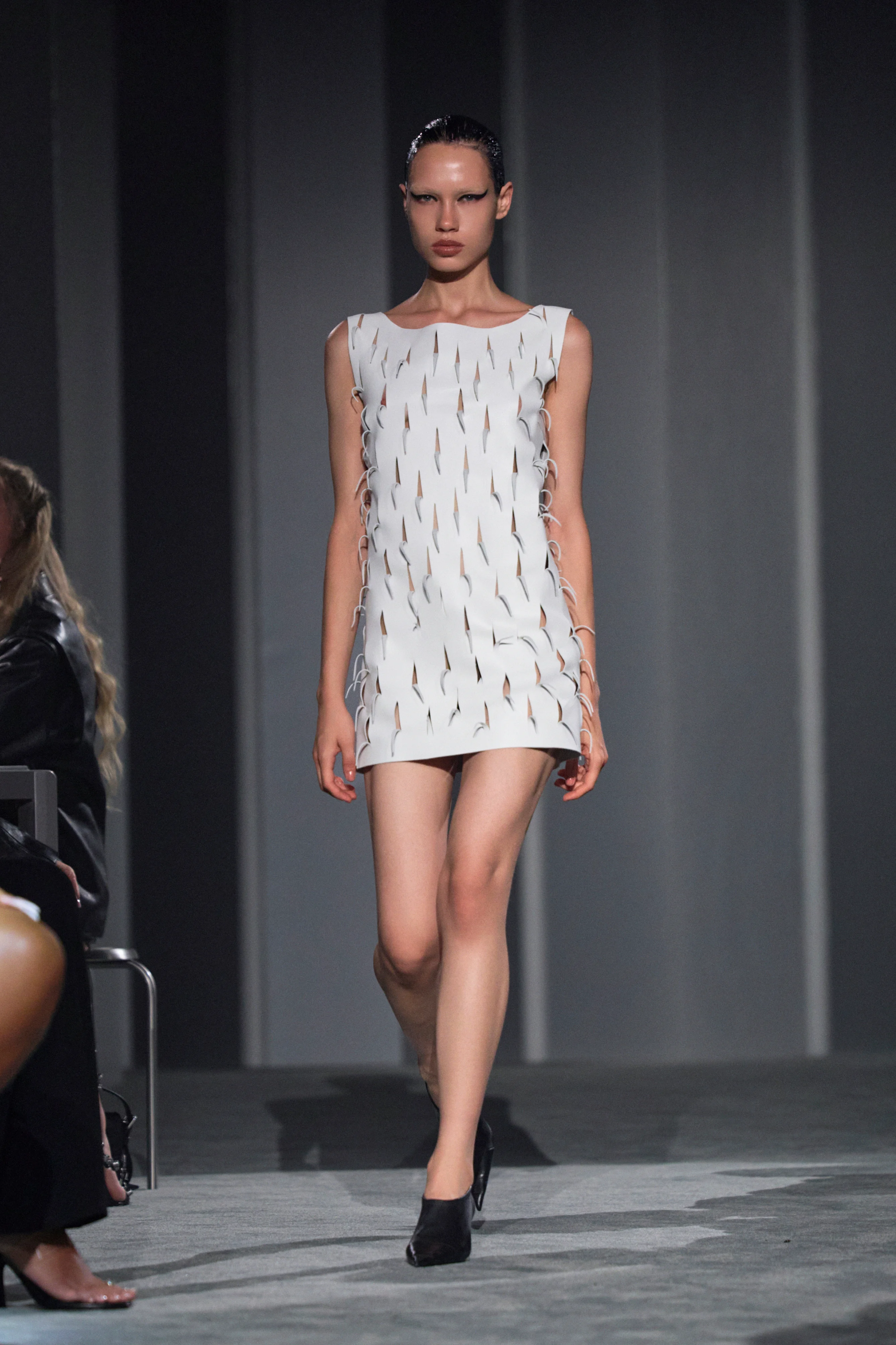 2026年春夏コレクション_ALEXANDER WANG(アレキサンダー ワン)_モデル_24