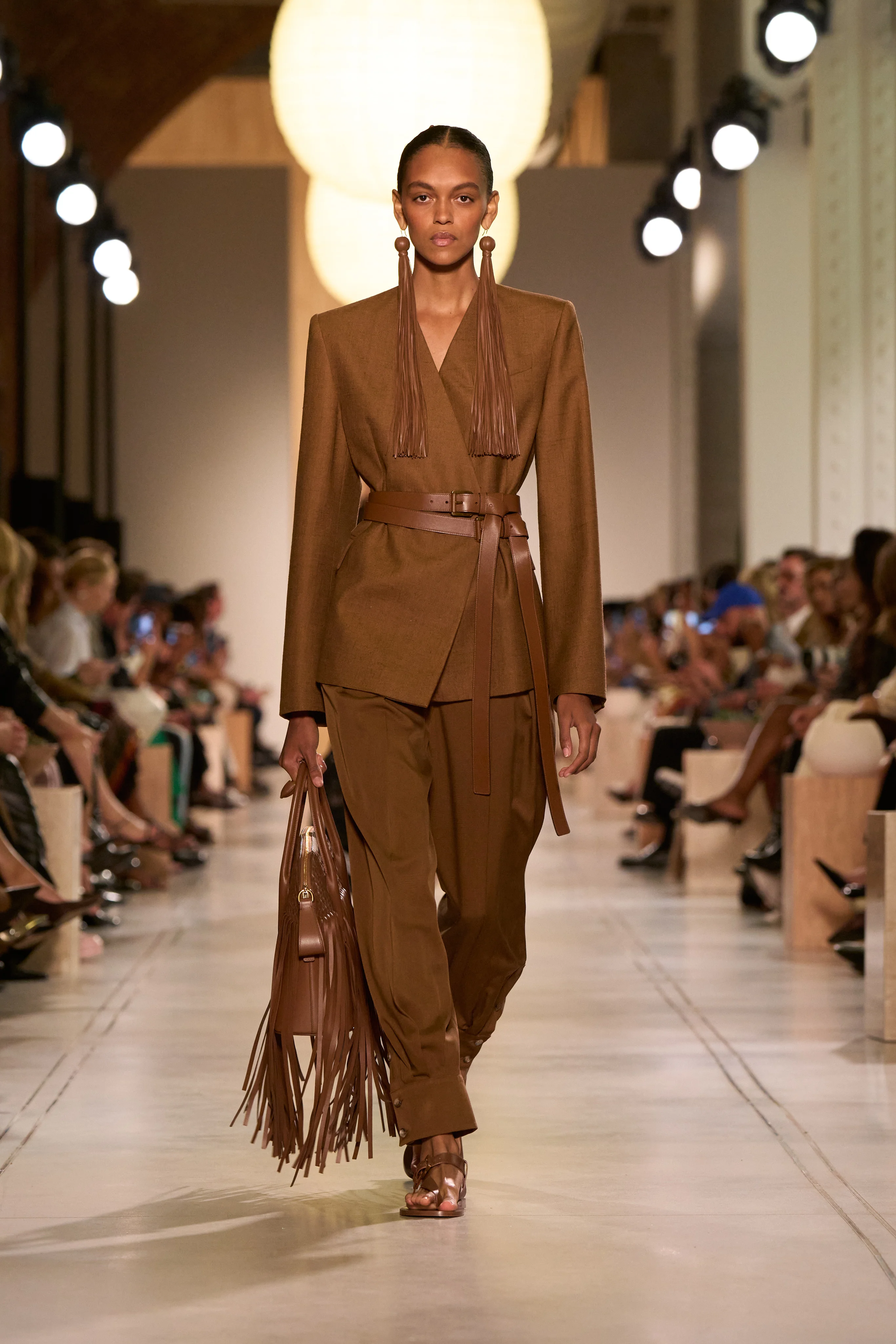2026年春夏コレクション_MICHAEL KORS COLLECTION(マイケル・コース コレクション)_モデル_31