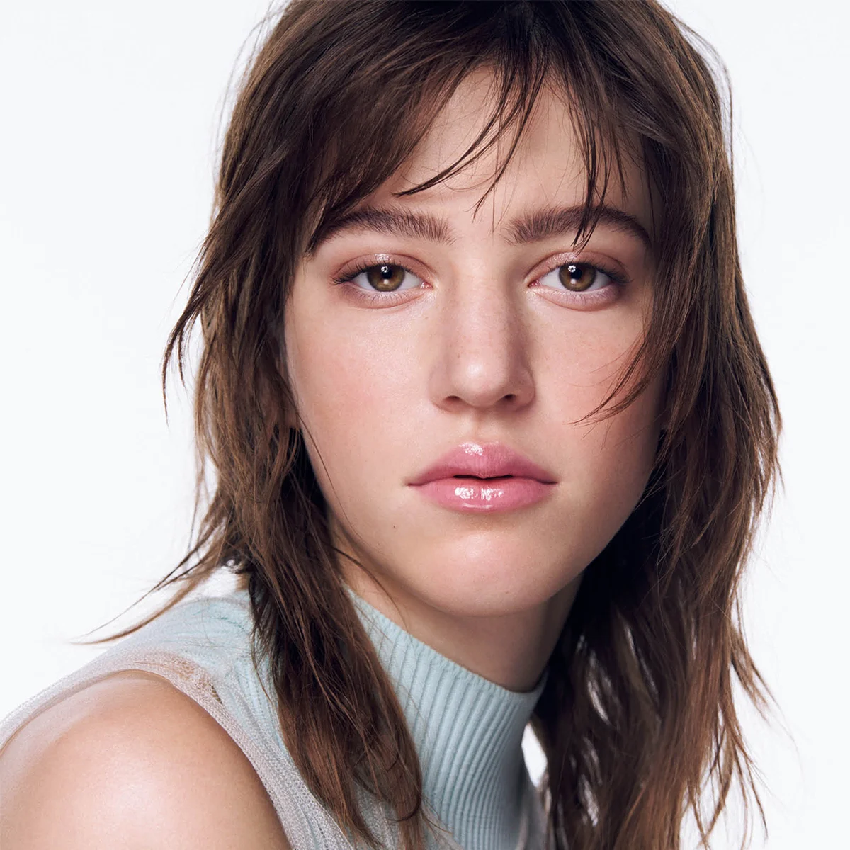 2026年春はグロス人気が復活の予感！ 【プラダ ビューティ】の新作リップで旬顔に