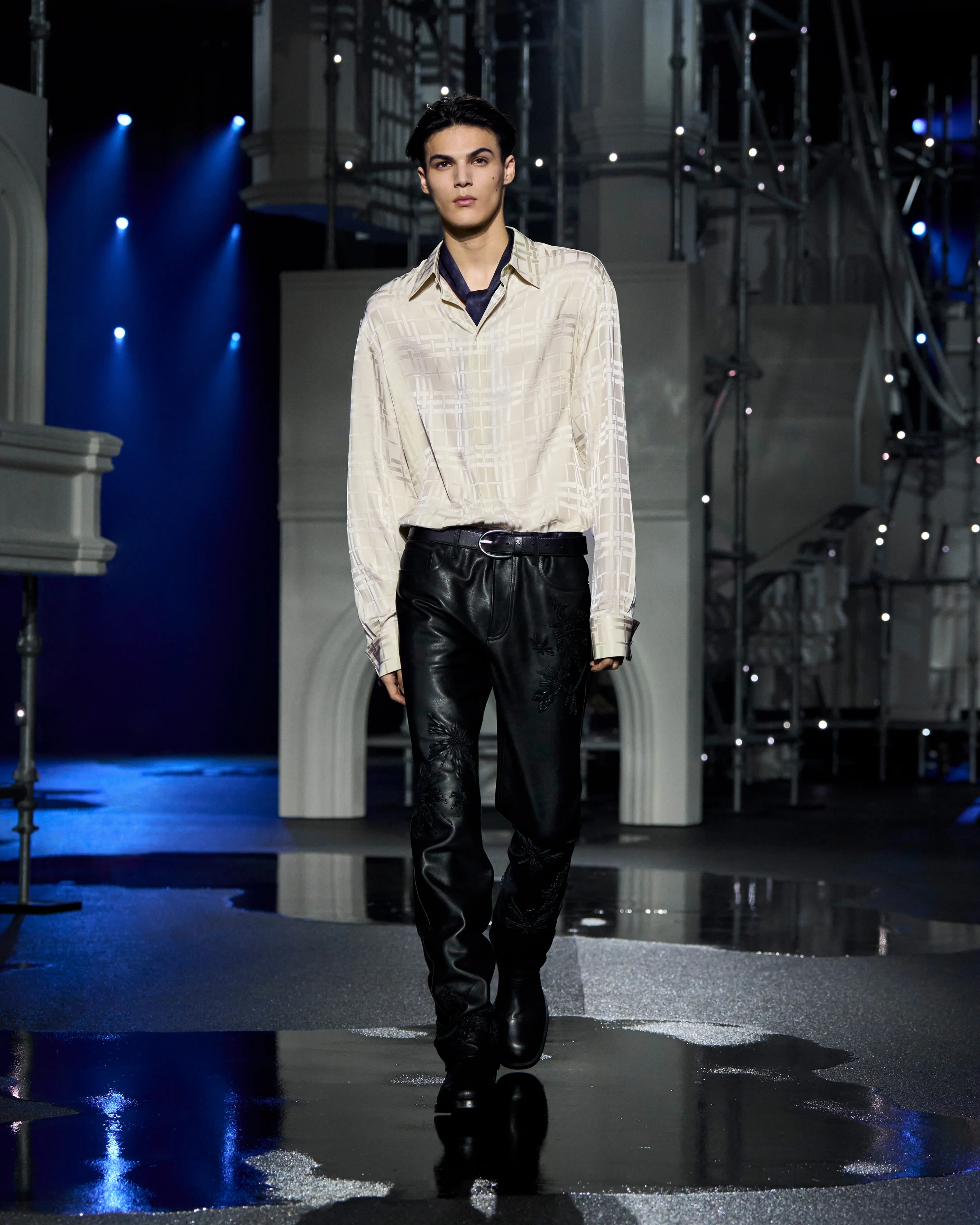 2026-27年秋冬コレクション_BURBERRY(バーバリー)_モデル_34