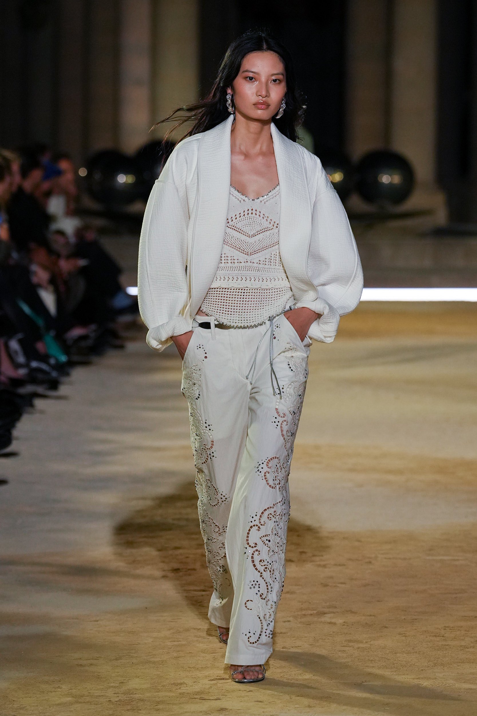 2027年春夏コレクション_ISABEL MARANT(イザベル マラン)_モデル_12