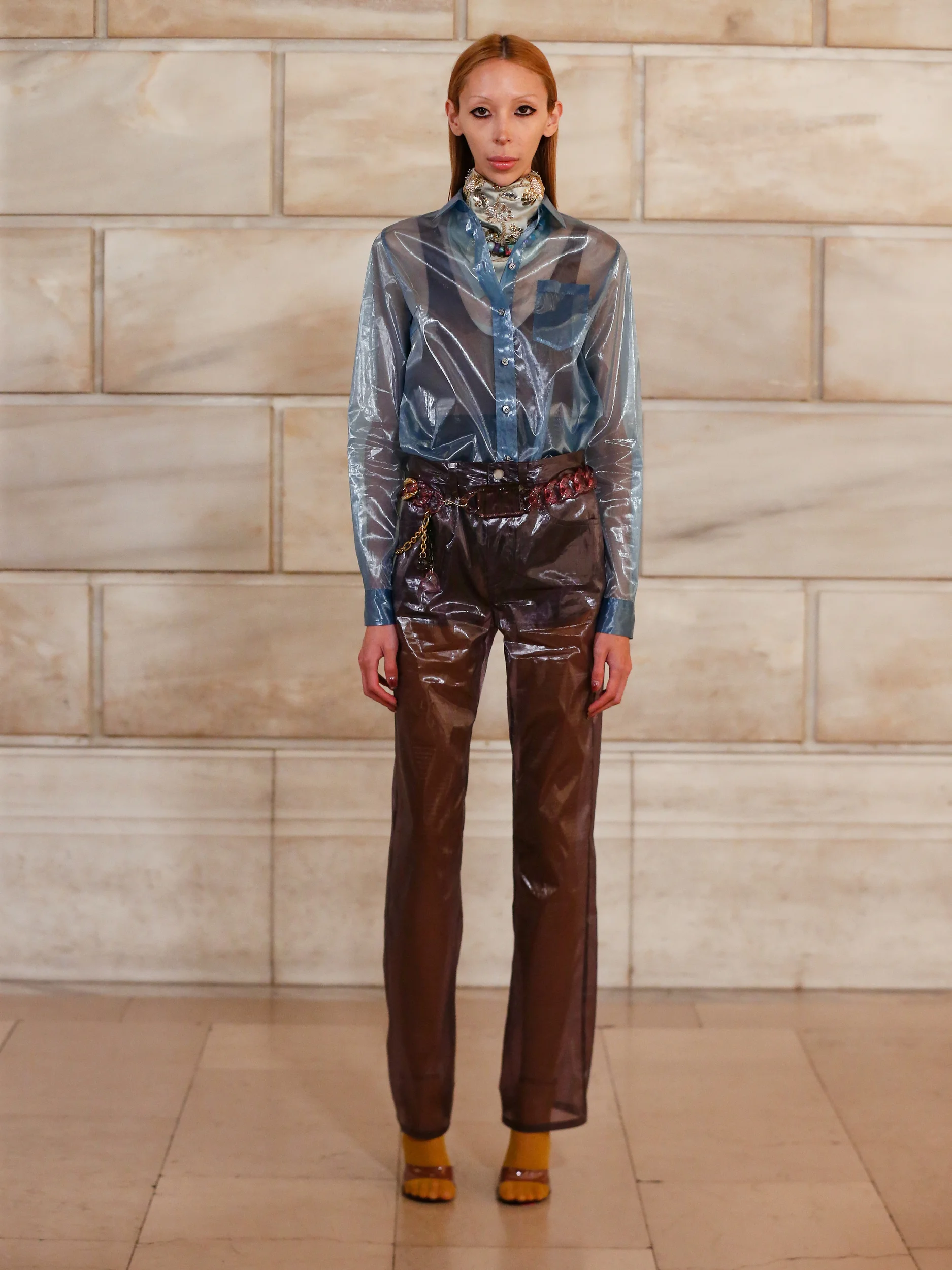 2027年春夏コレクション_MARC JACOBS(マーク ジェイコブス)_モデル_3