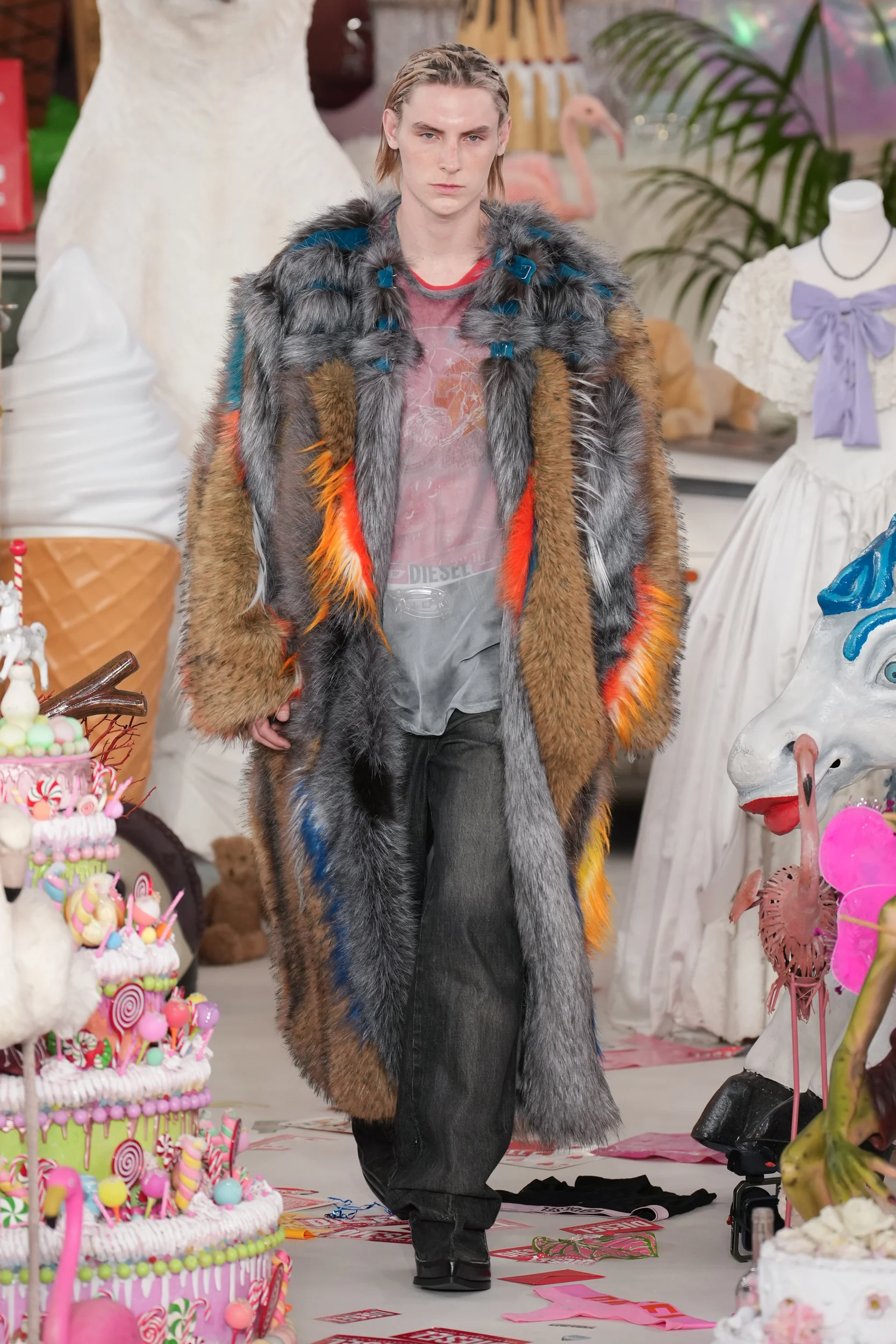 2026-27年秋冬コレクション_DIESEL(ディーゼル)_モデル_37