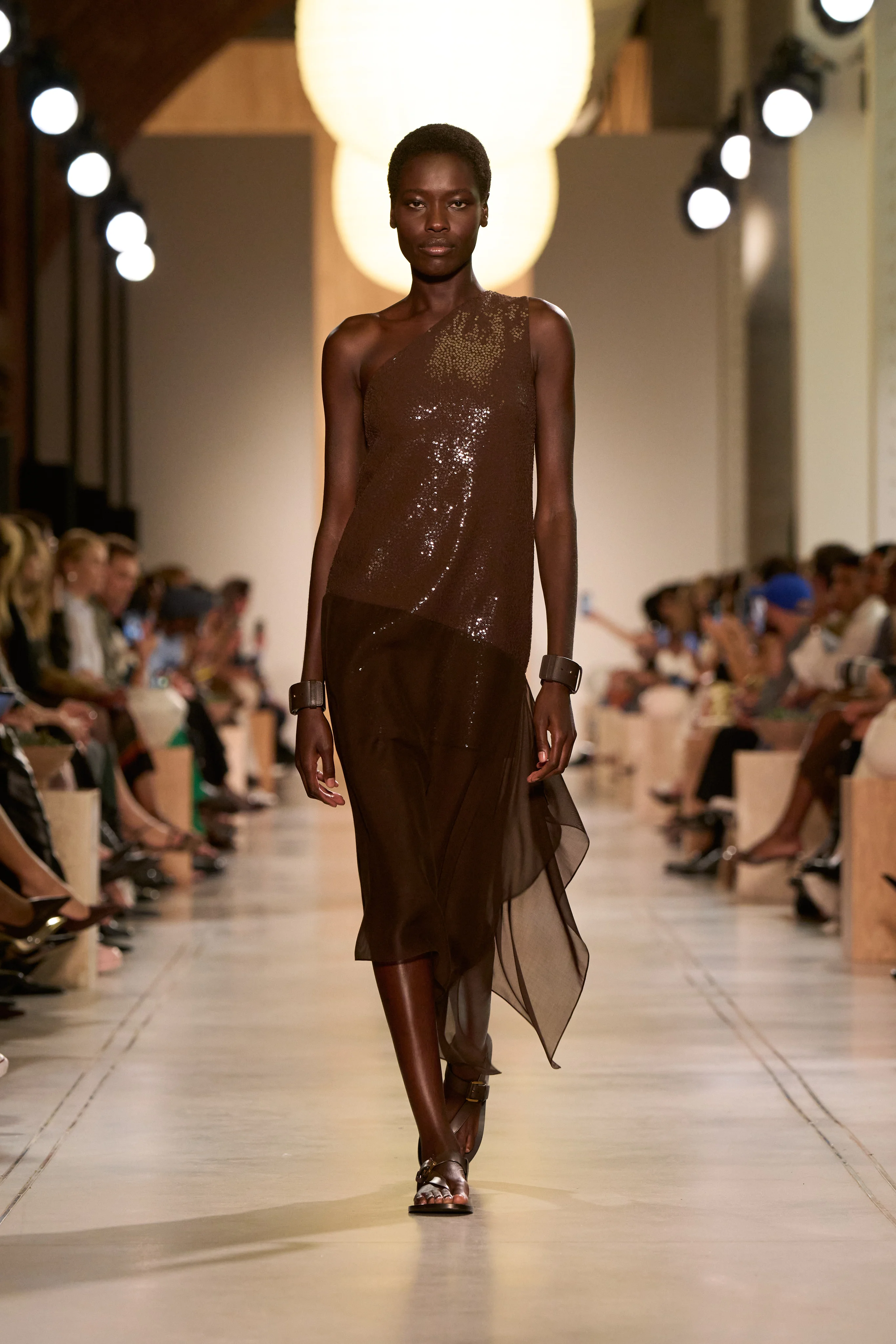 2026年春夏コレクション_MICHAEL KORS COLLECTION(マイケル・コース コレクション)_モデル_17